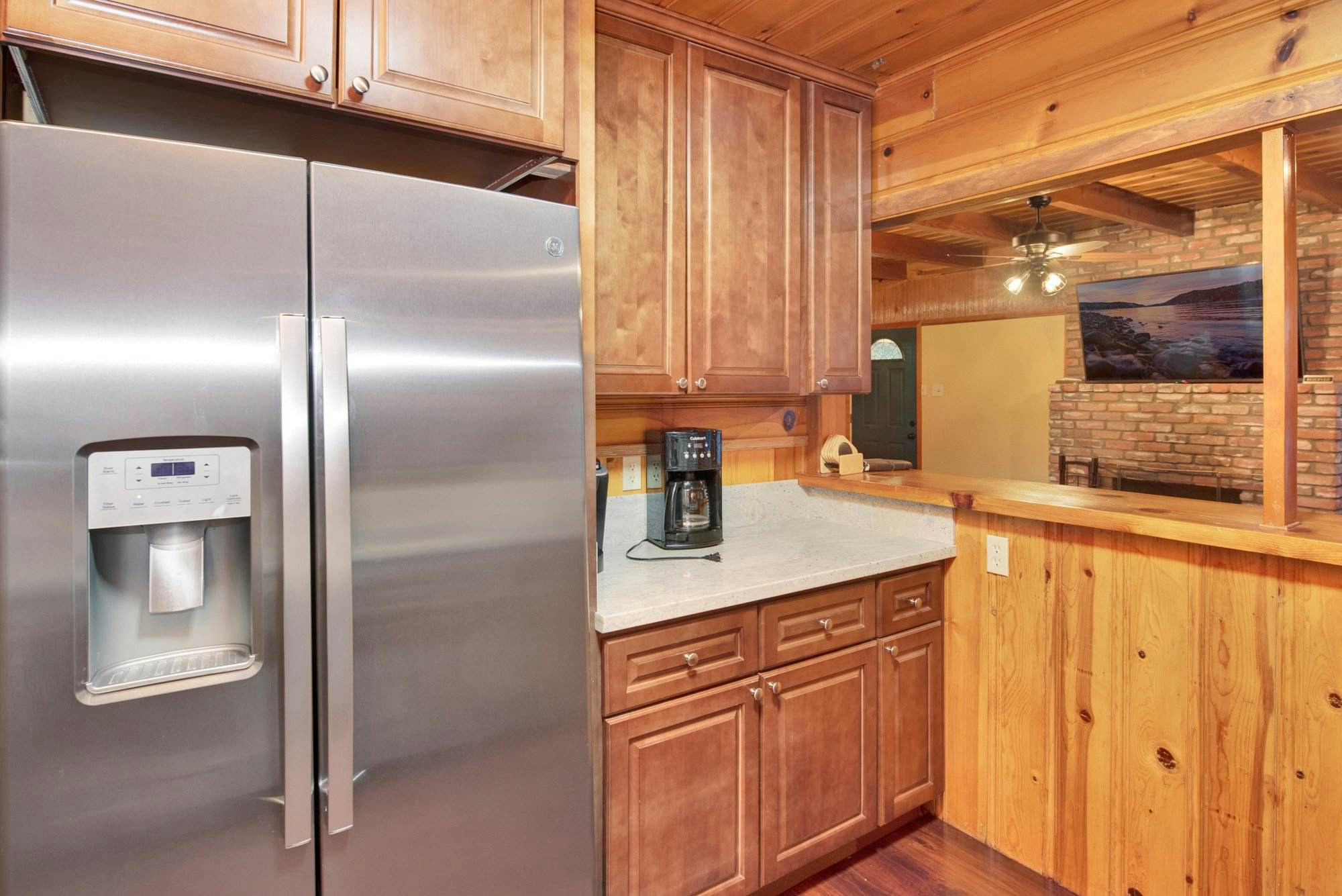 2335-Silvertip Pines