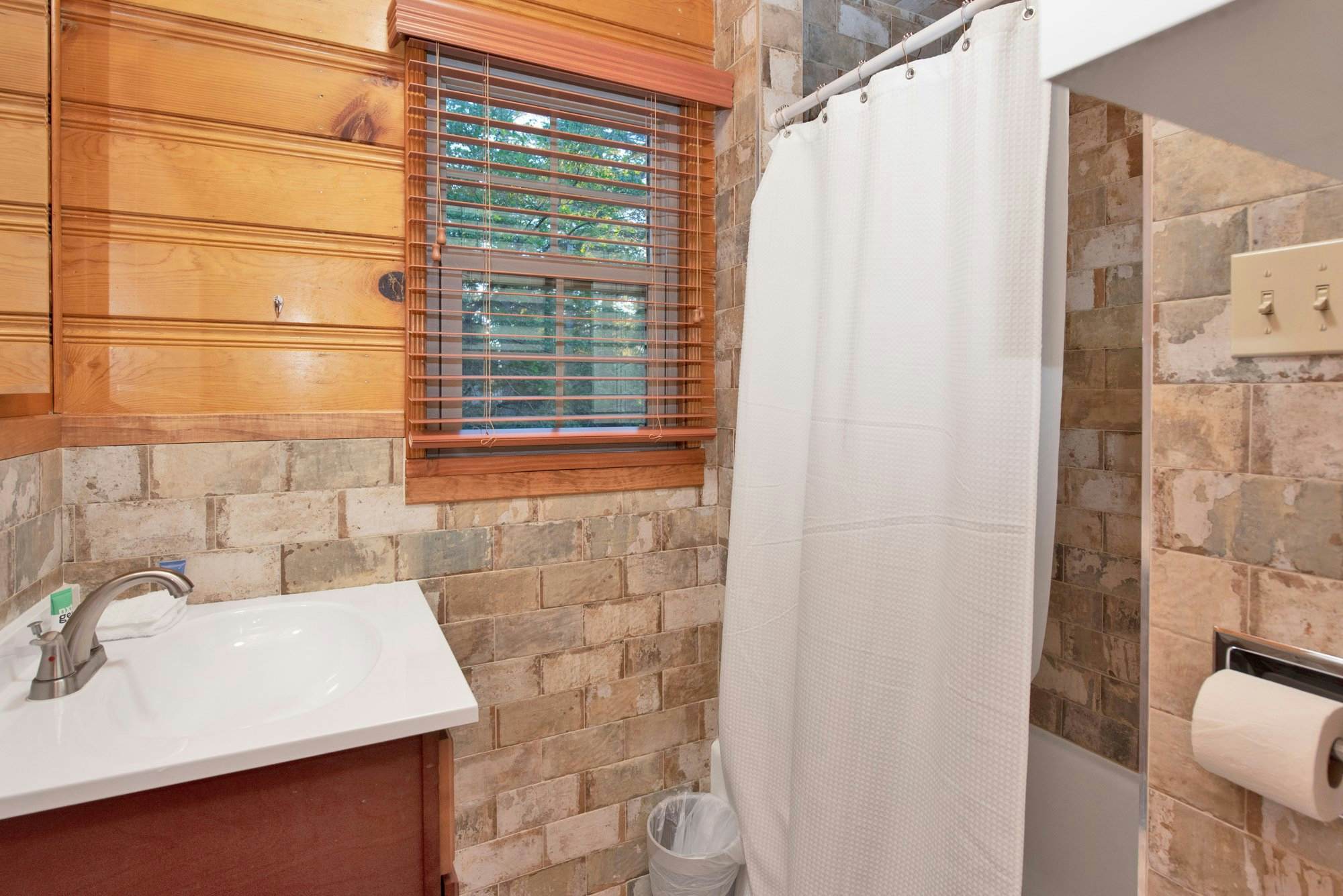 2335-Silvertip Pines