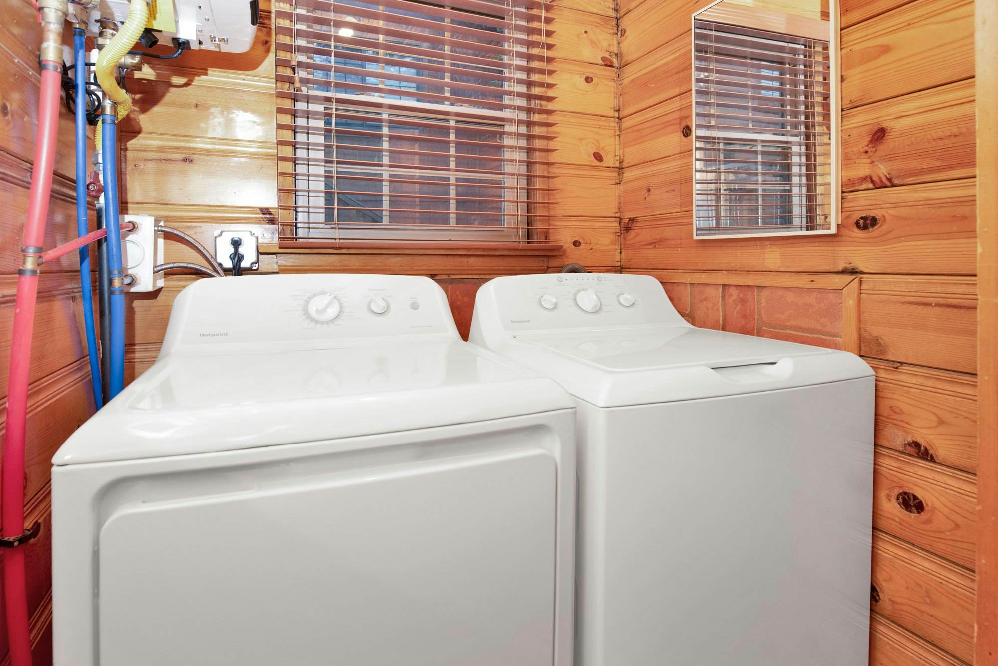 2335-Silvertip Pines