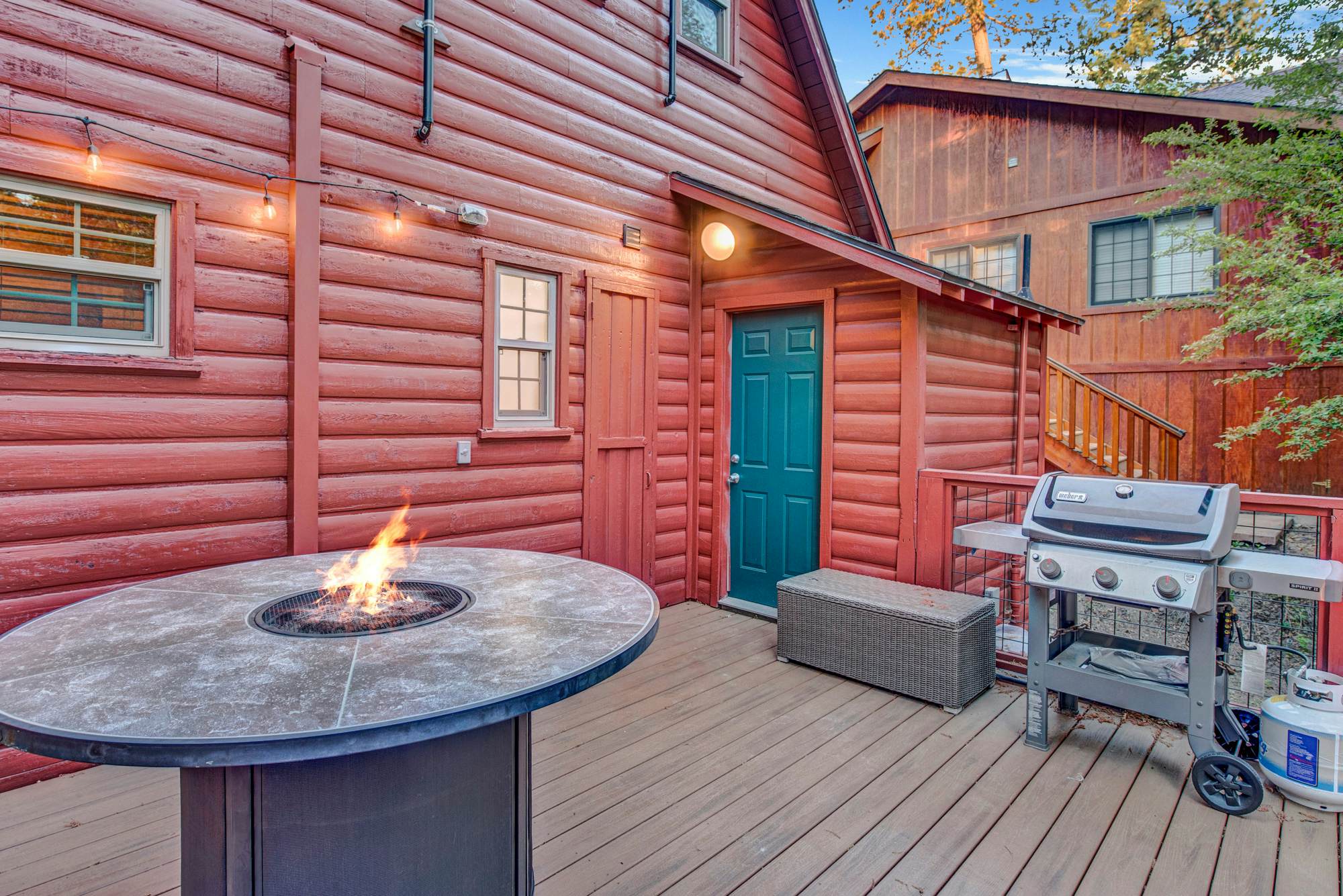 2335-Silvertip Pines