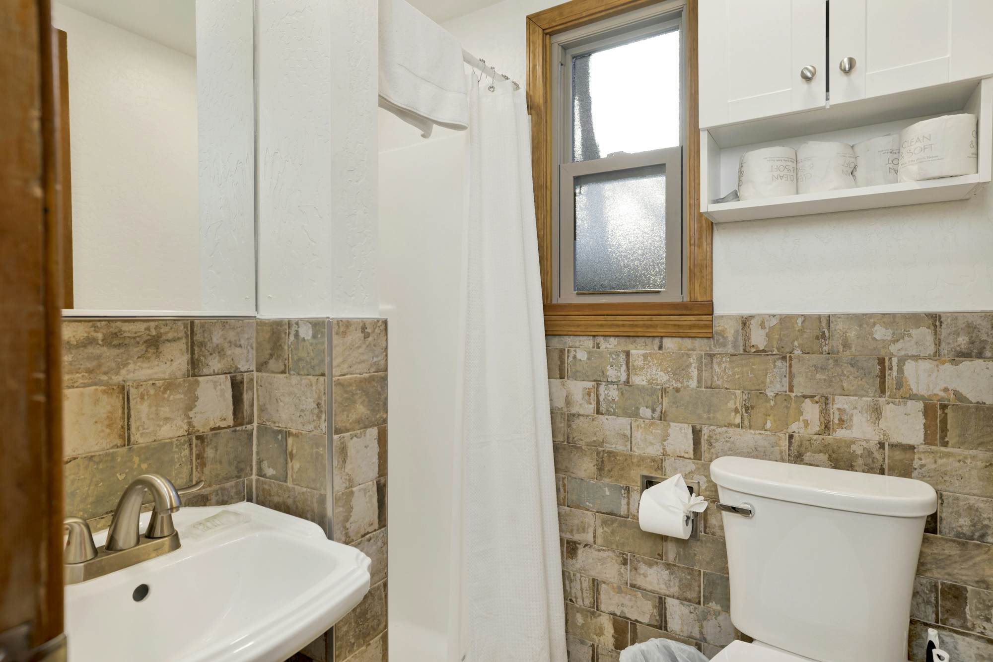 2335-Silvertip Pines