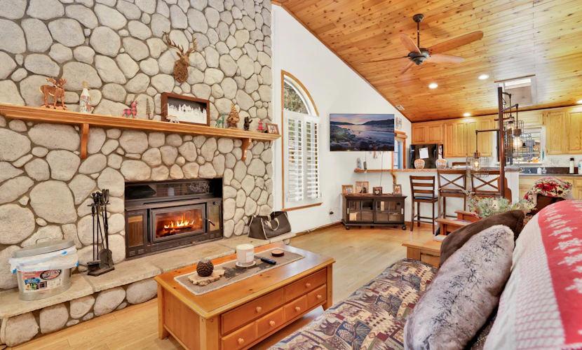 Relaxing Bearadise Cottage at Big Bear Lake