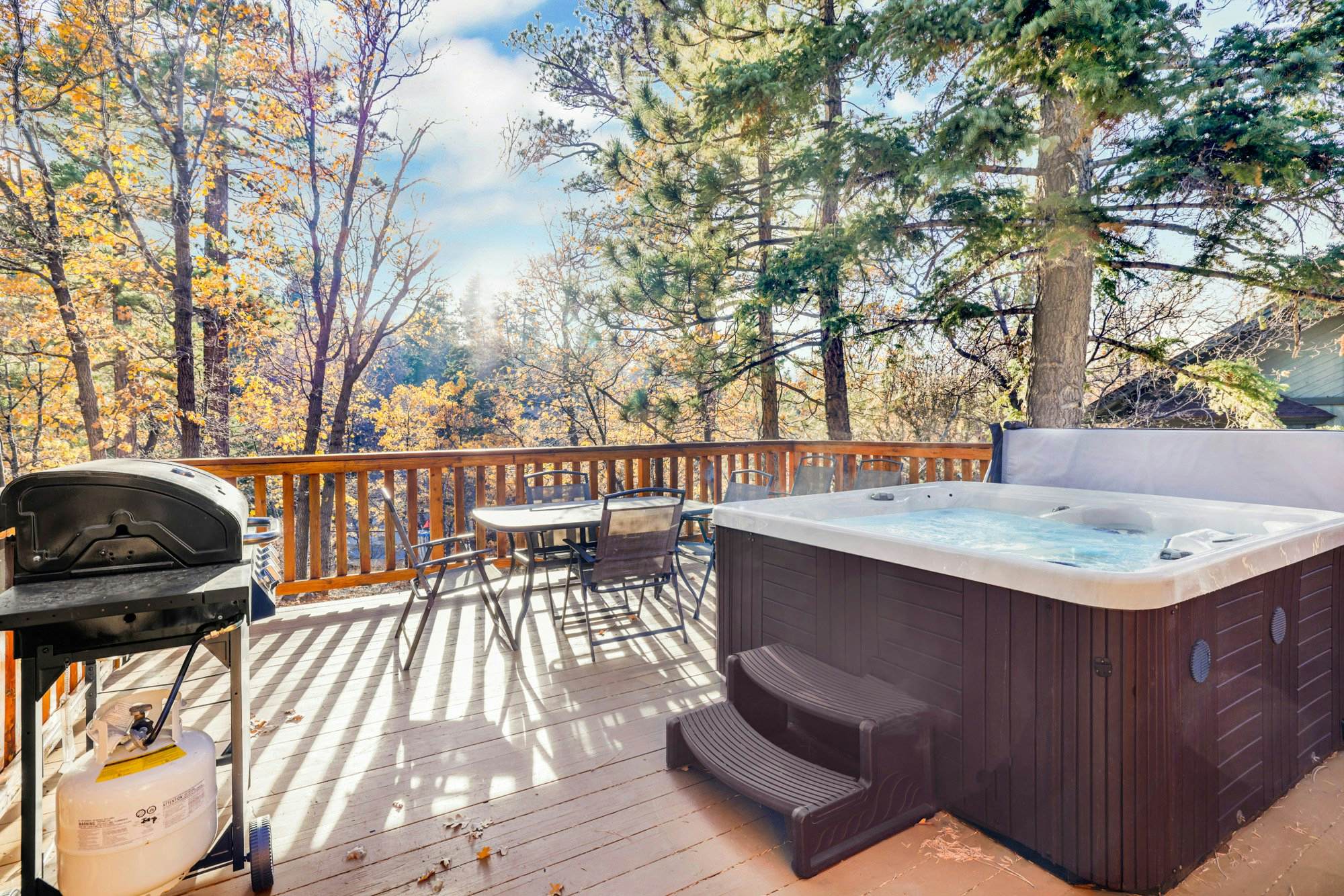 2346-Crescenta Pines Log Cabin