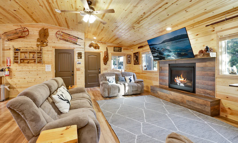 Skyline Lodge Log Cabin at Big Bear - Incredible Views-