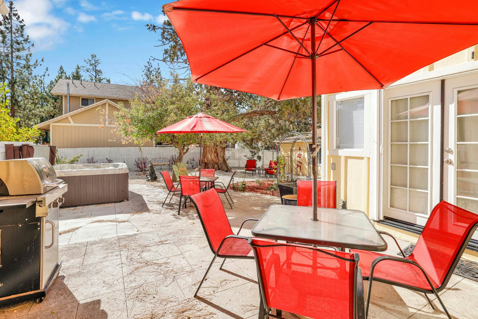 2360 -The Winding Lane House Est 1932