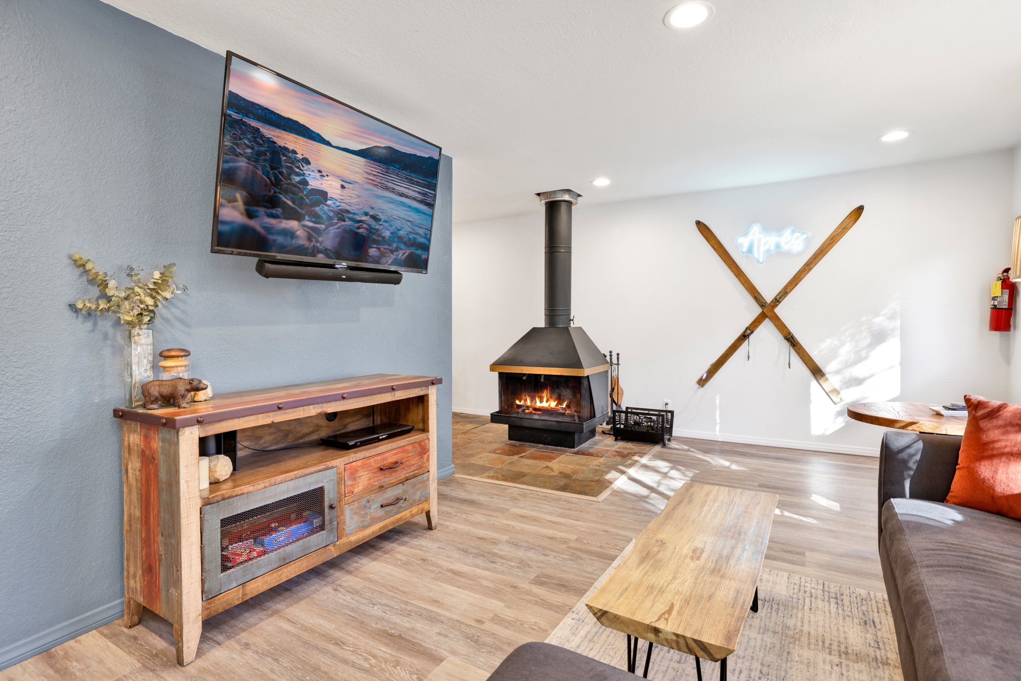 Apres Chalet Retreat | Pet-Friendly Cottage | Hot Tub | Nature Escape