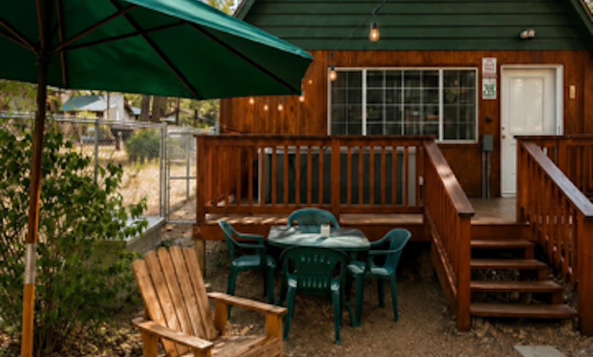 Apres Chalet Retreat | Pet-Friendly Cottage | Hot Tub | Nature Escape