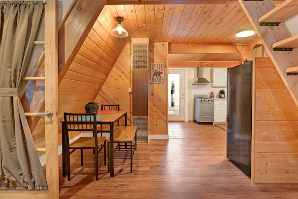 Whispering Woods Relaxing Retreat at Big Bear Lake