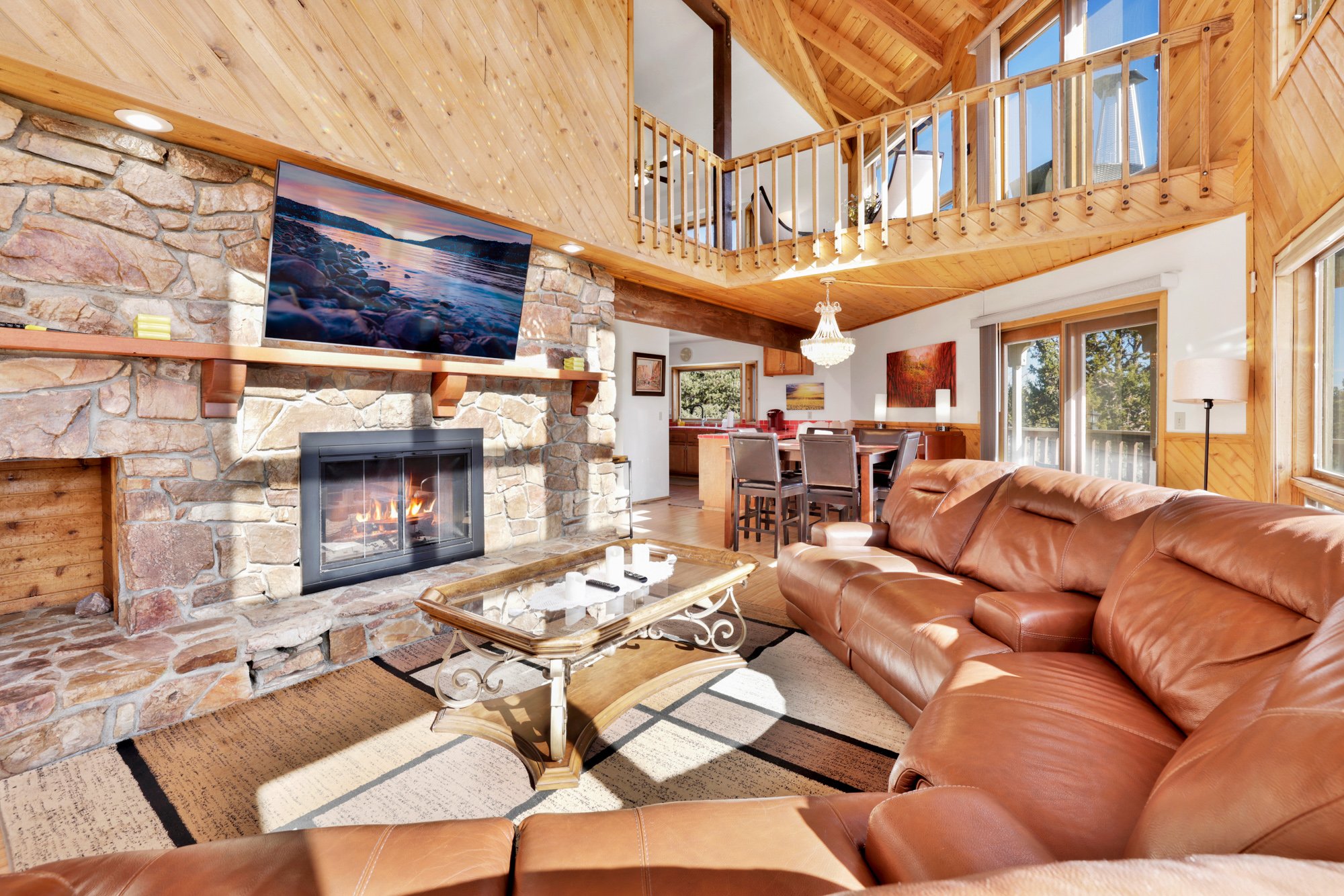 The Octagon Big Bear | Hot Tub | Game Room | Views| Pool Table