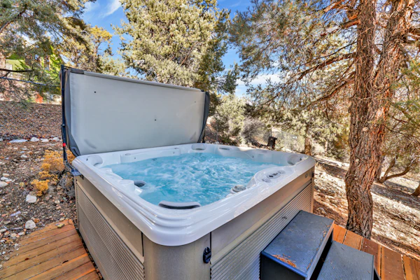 The Octagon Big Bear | Hot Tub | Game Room | Views| Pool Table
