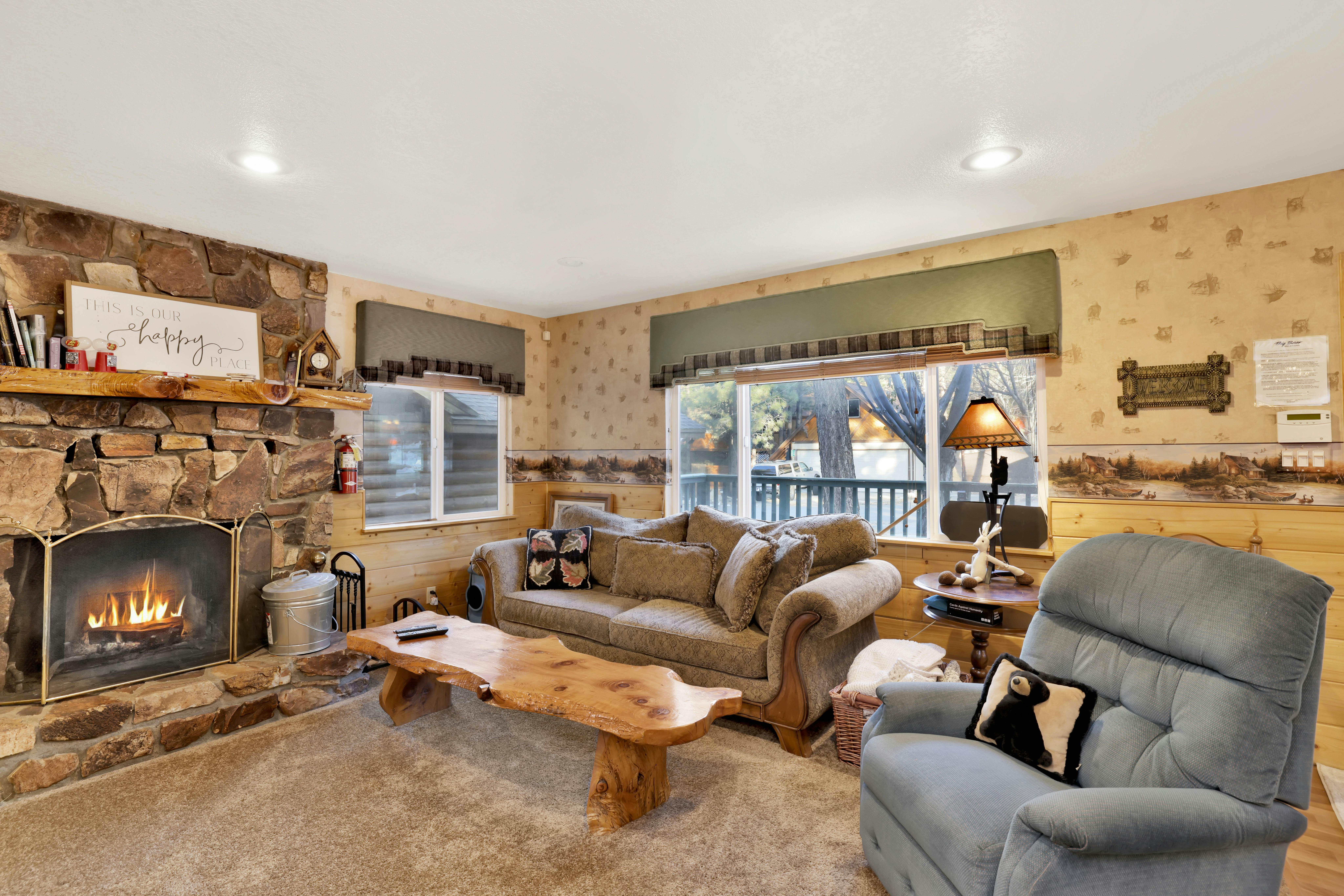 2421-Big Bear Happy Place