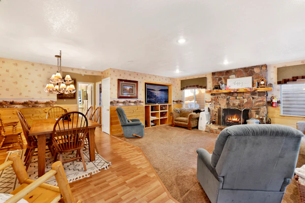 Big Bear Happy Place - Hot Tub- Arcade- Central Location-