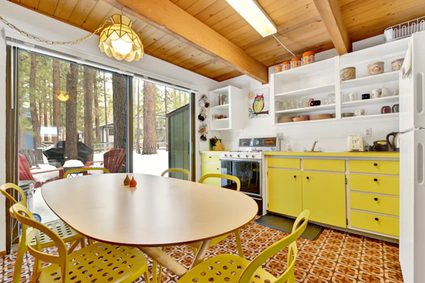 Relaxing Quails Call Retreat in the Pines at Big Bear