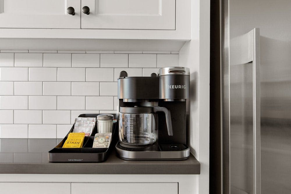 2458-Twin Pines Lodge