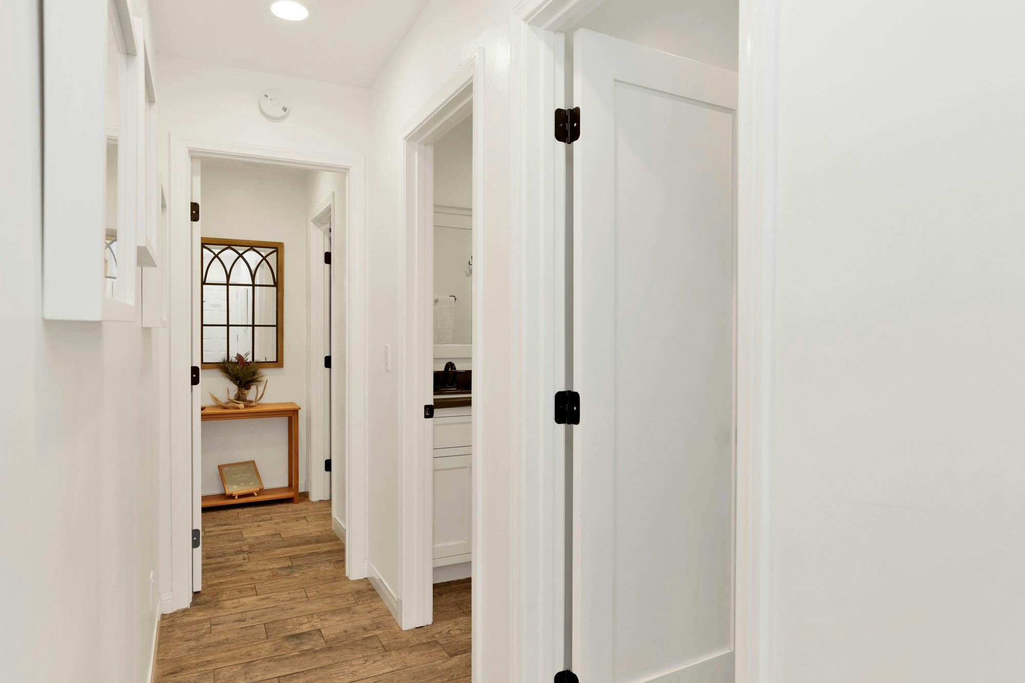 2458-Twin Pines Lodge