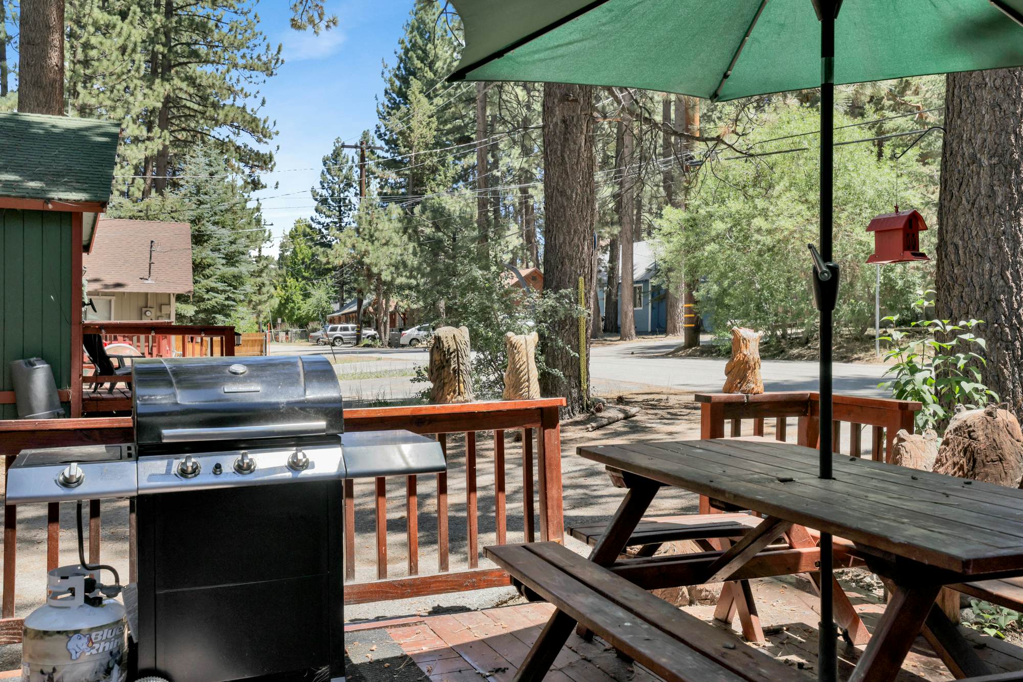 2458-Twin Pines Lodge