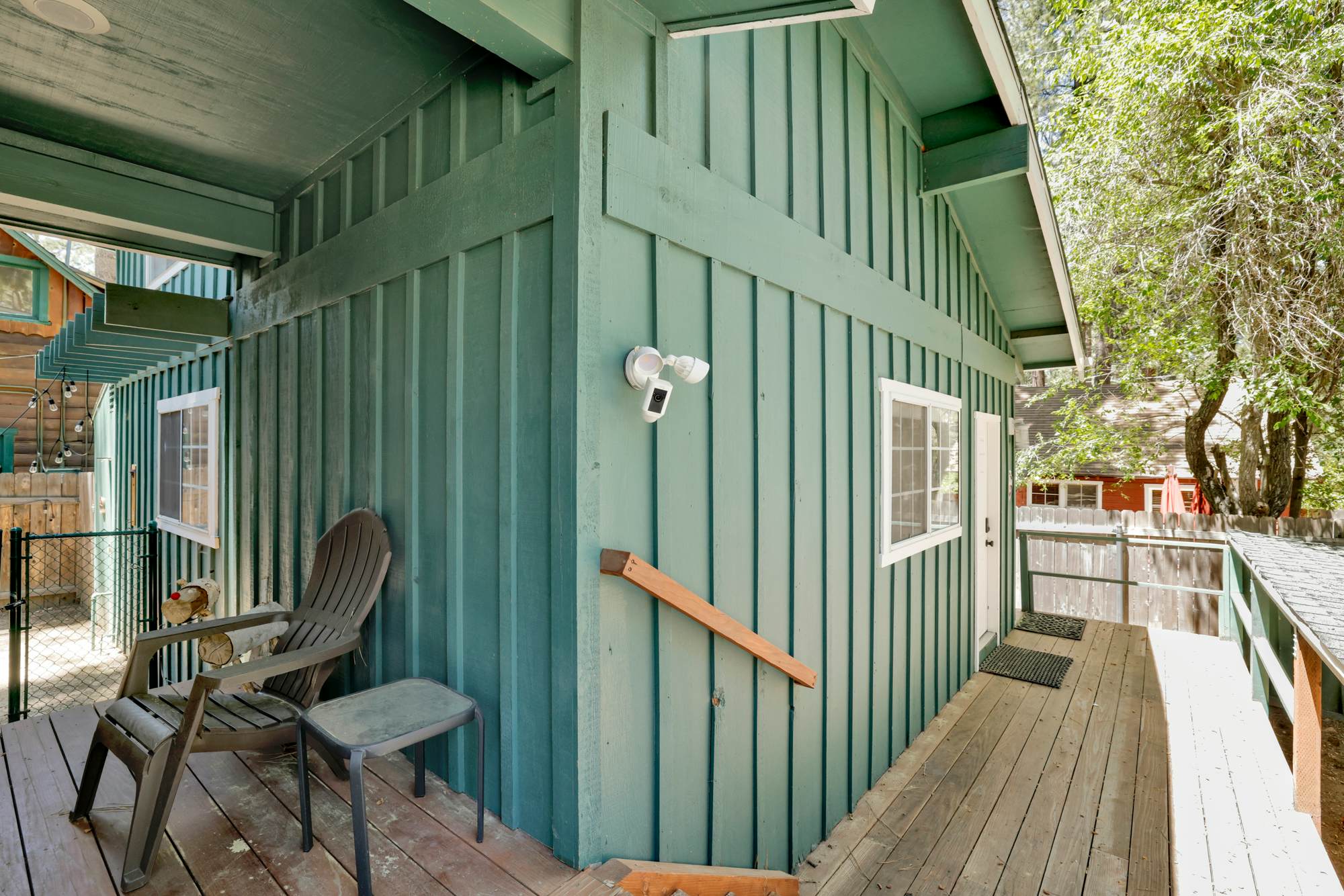 2458-Twin Pines Lodge