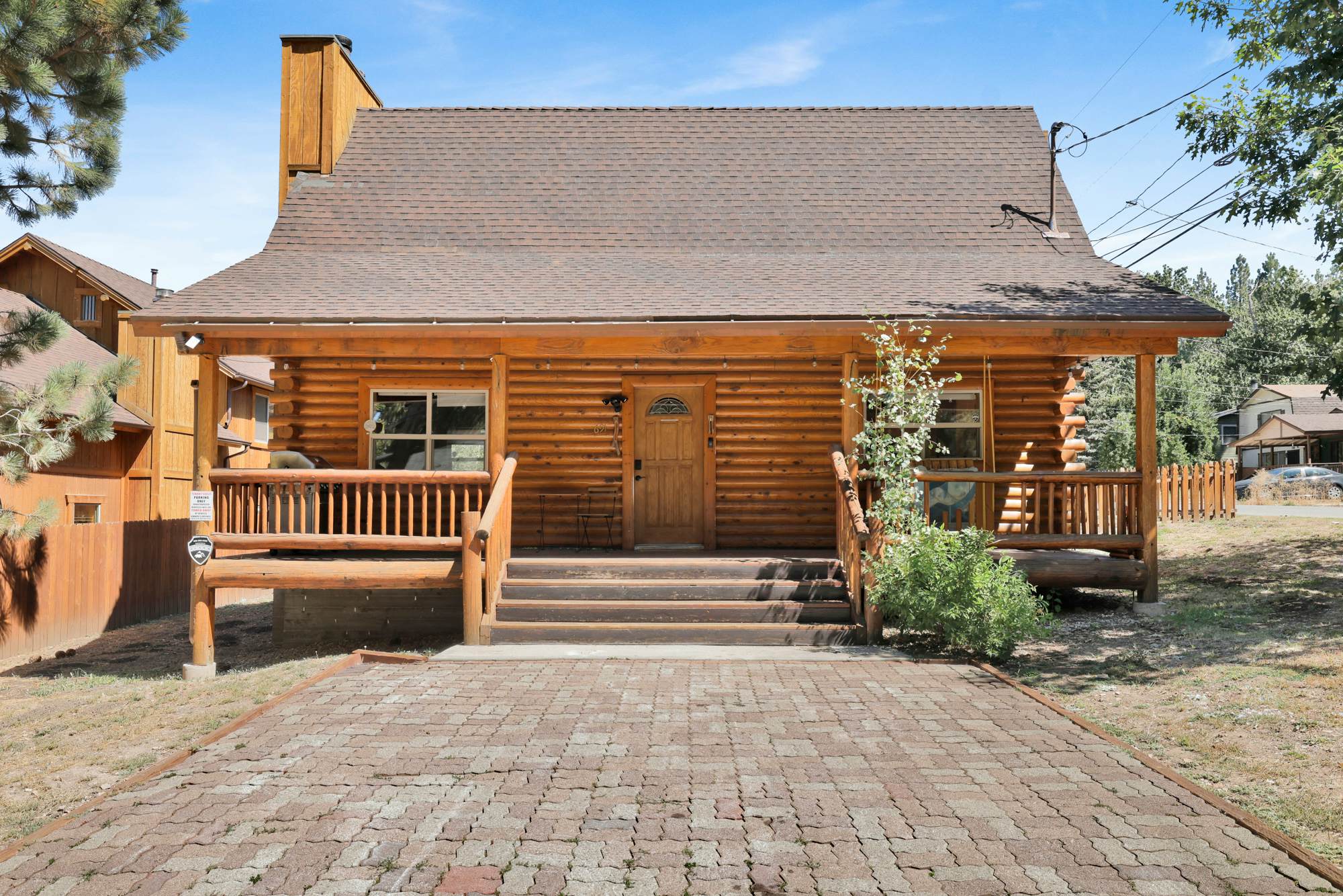 2455-Binky's Mountain Hideaway