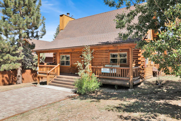 Binkys Mountain Hideaway Log Cabin Retreat at Big Bear Lake