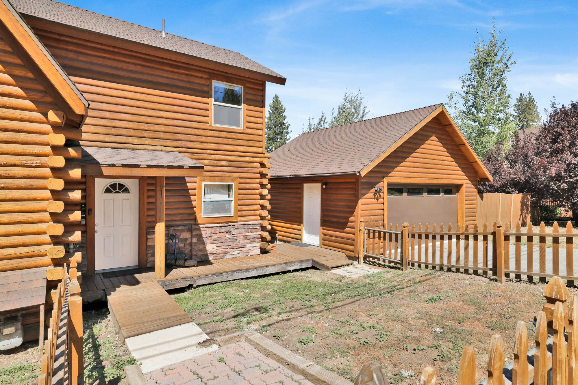 2455-Binky's Mountain Hideaway