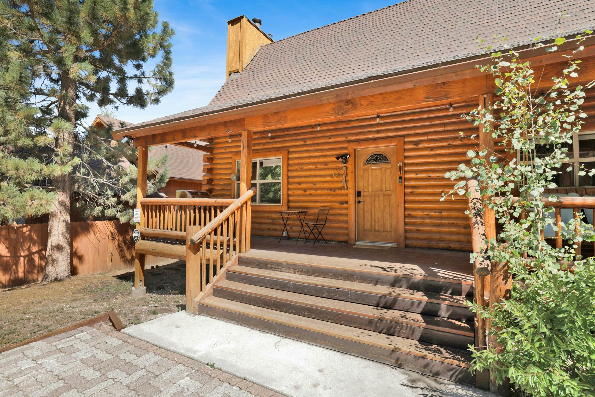 2455-Binky's Mountain Hideaway