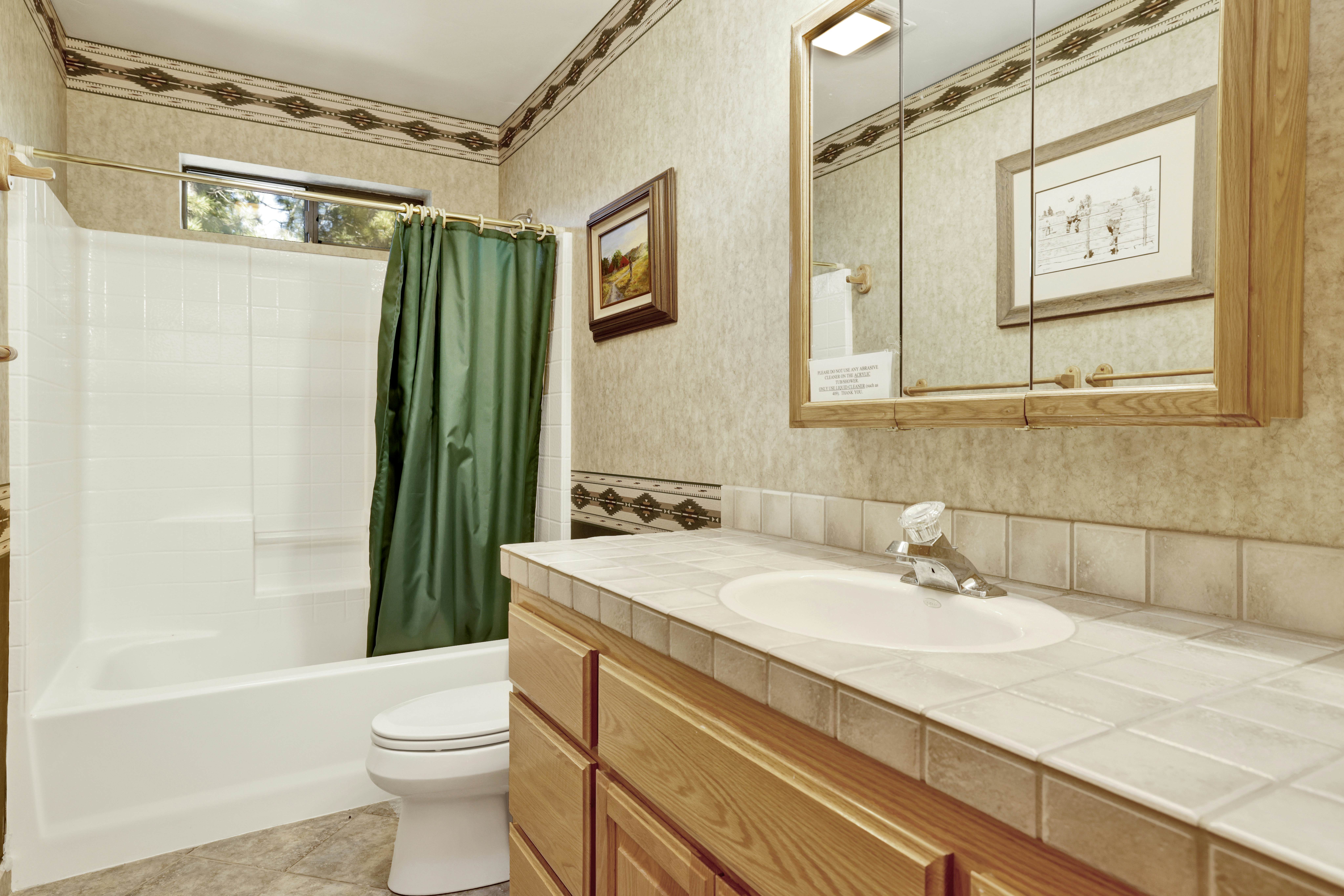 2471-Eagle Point Lake House