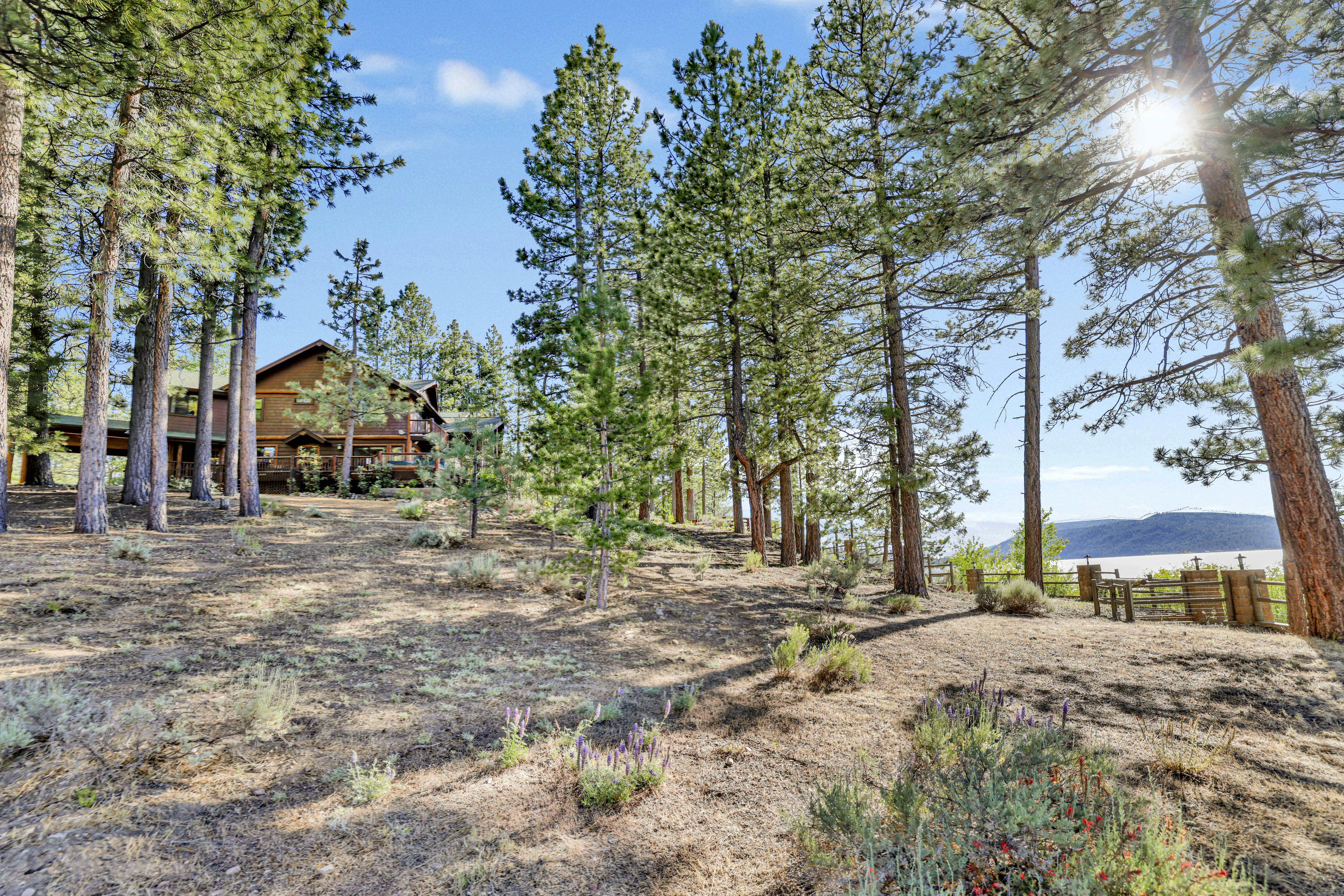 2471-Eagle Point Lake House