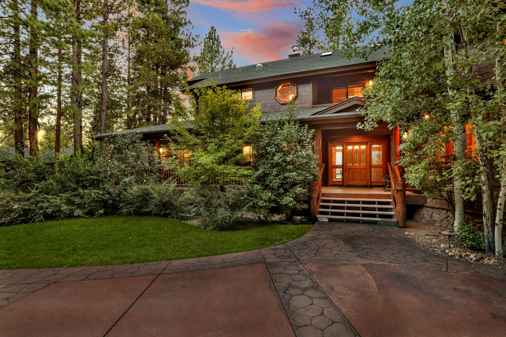 2471-Eagle Point Lake House