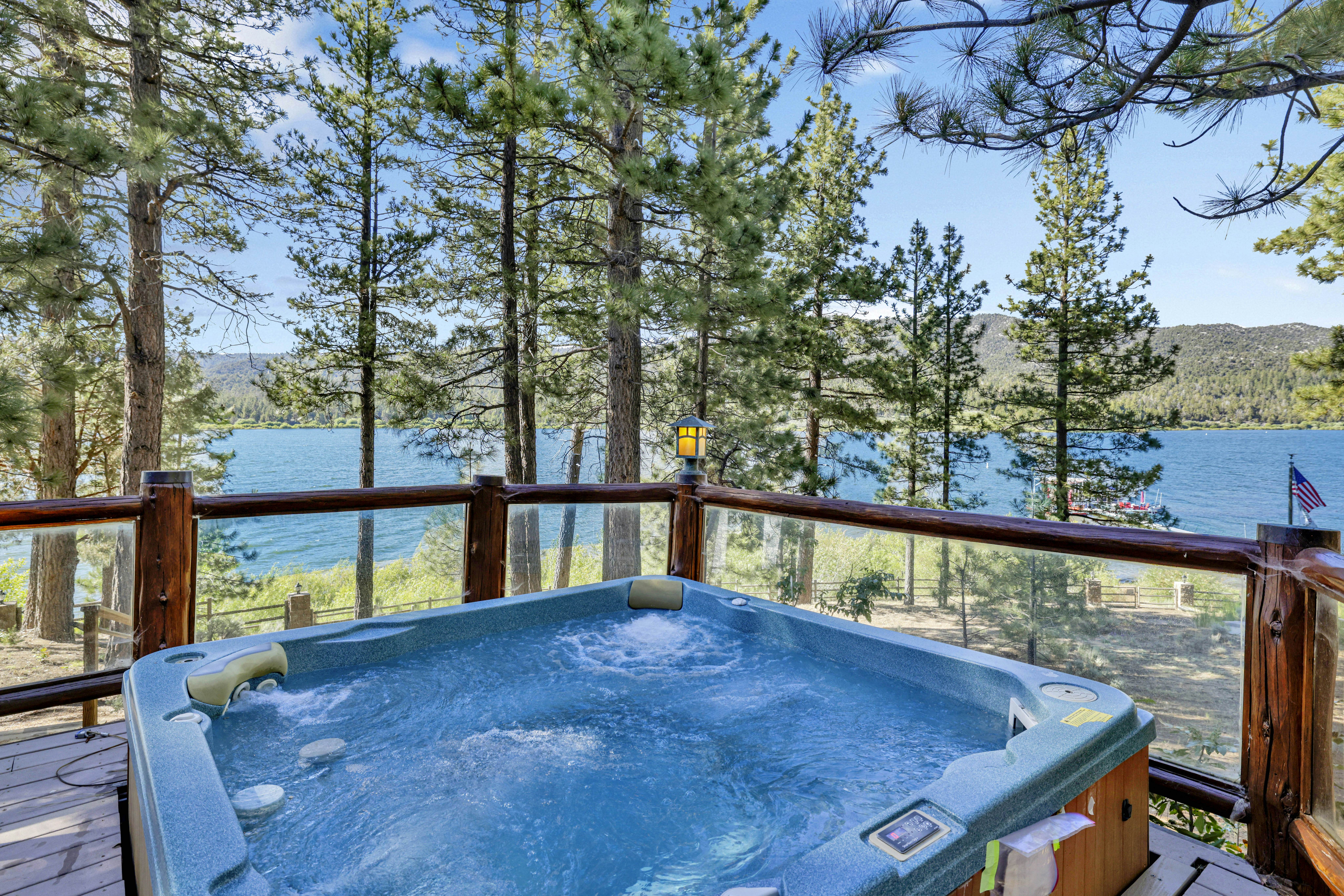 2471-Eagle Point Lake House