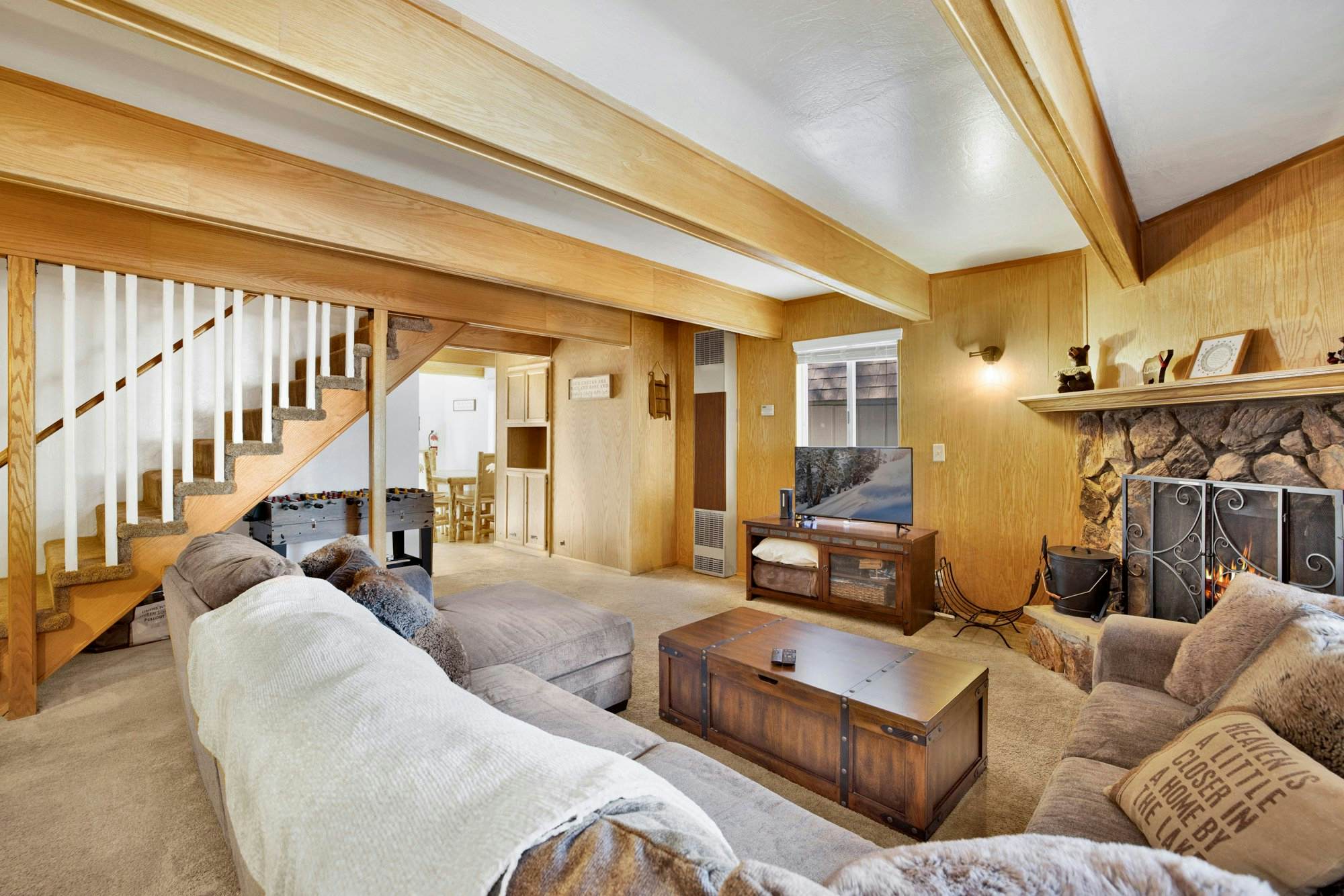 2476-Our Cabin in the Woods