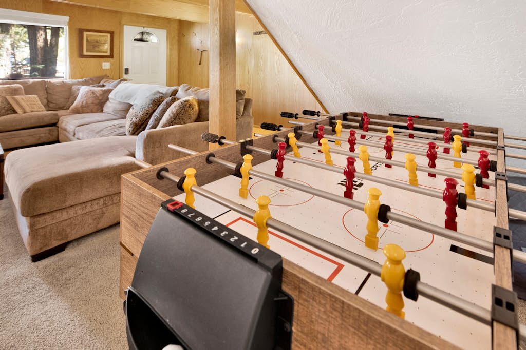 Our Cabin in the Woods Log Cabin Retreat w/ Hot Tub