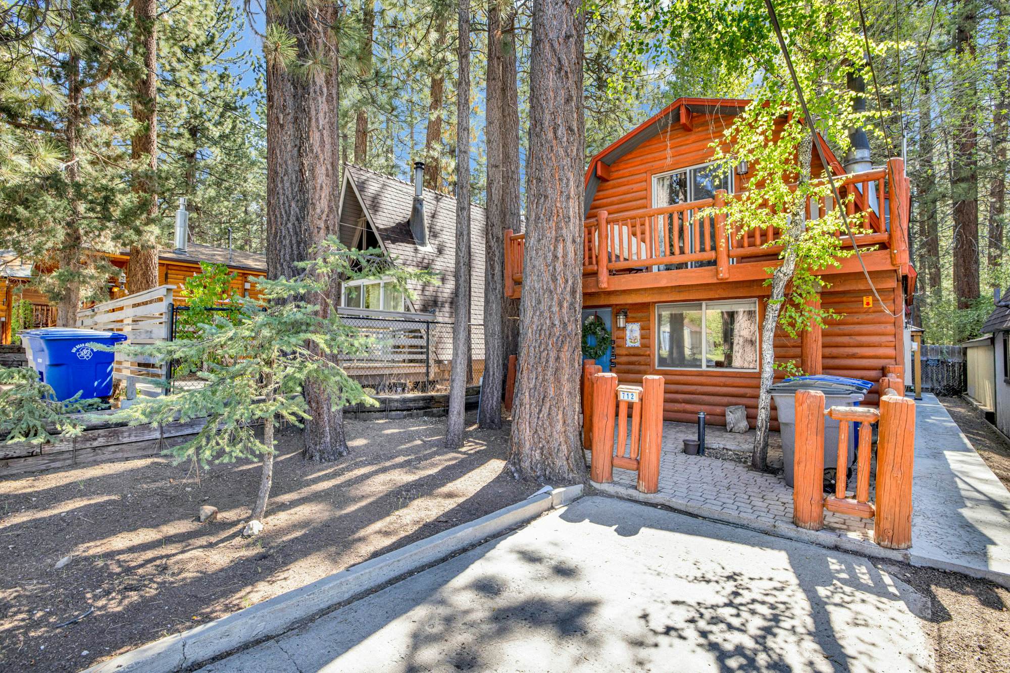 2476-Our Cabin in the Woods