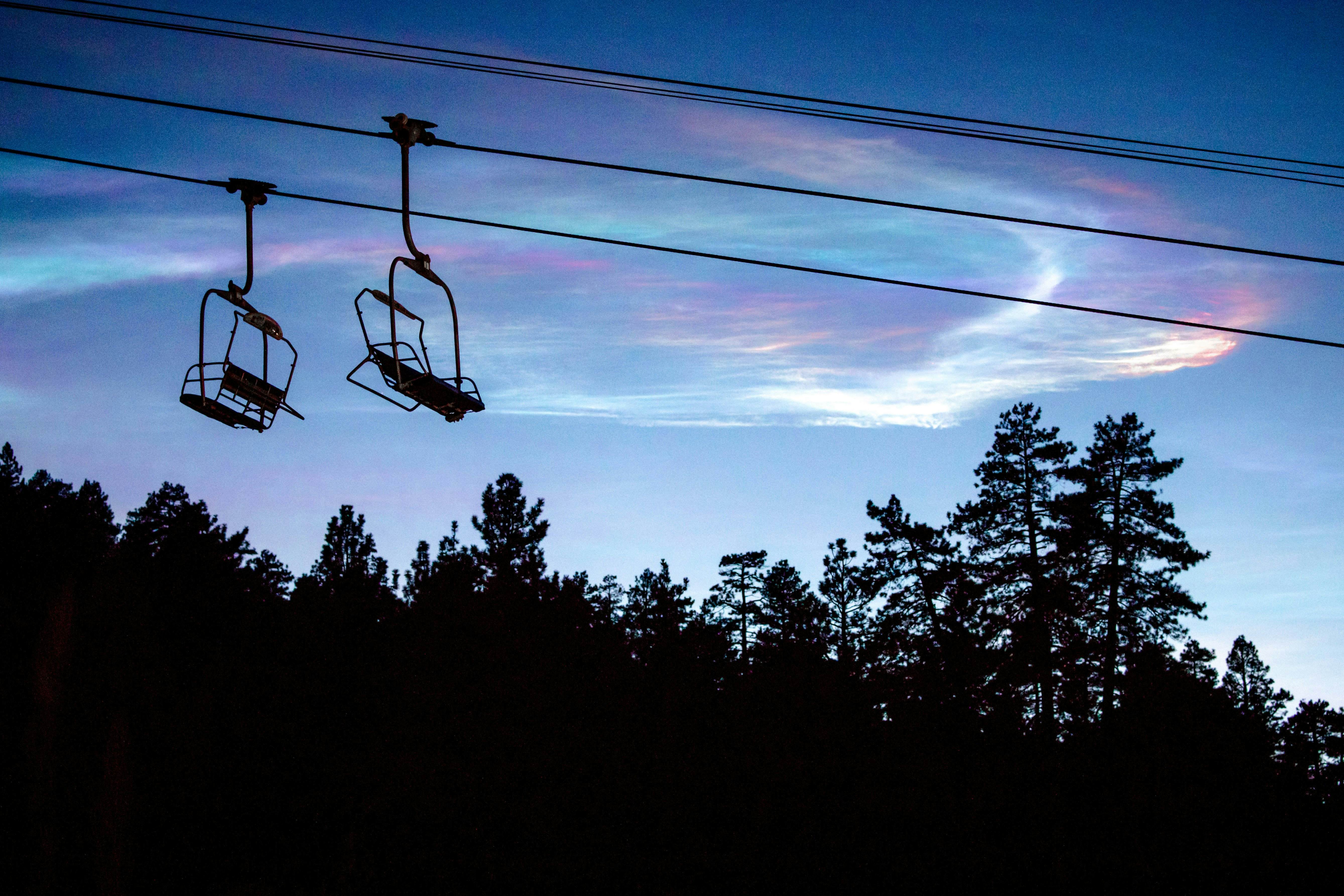 2476-Our Cabin in the Woods