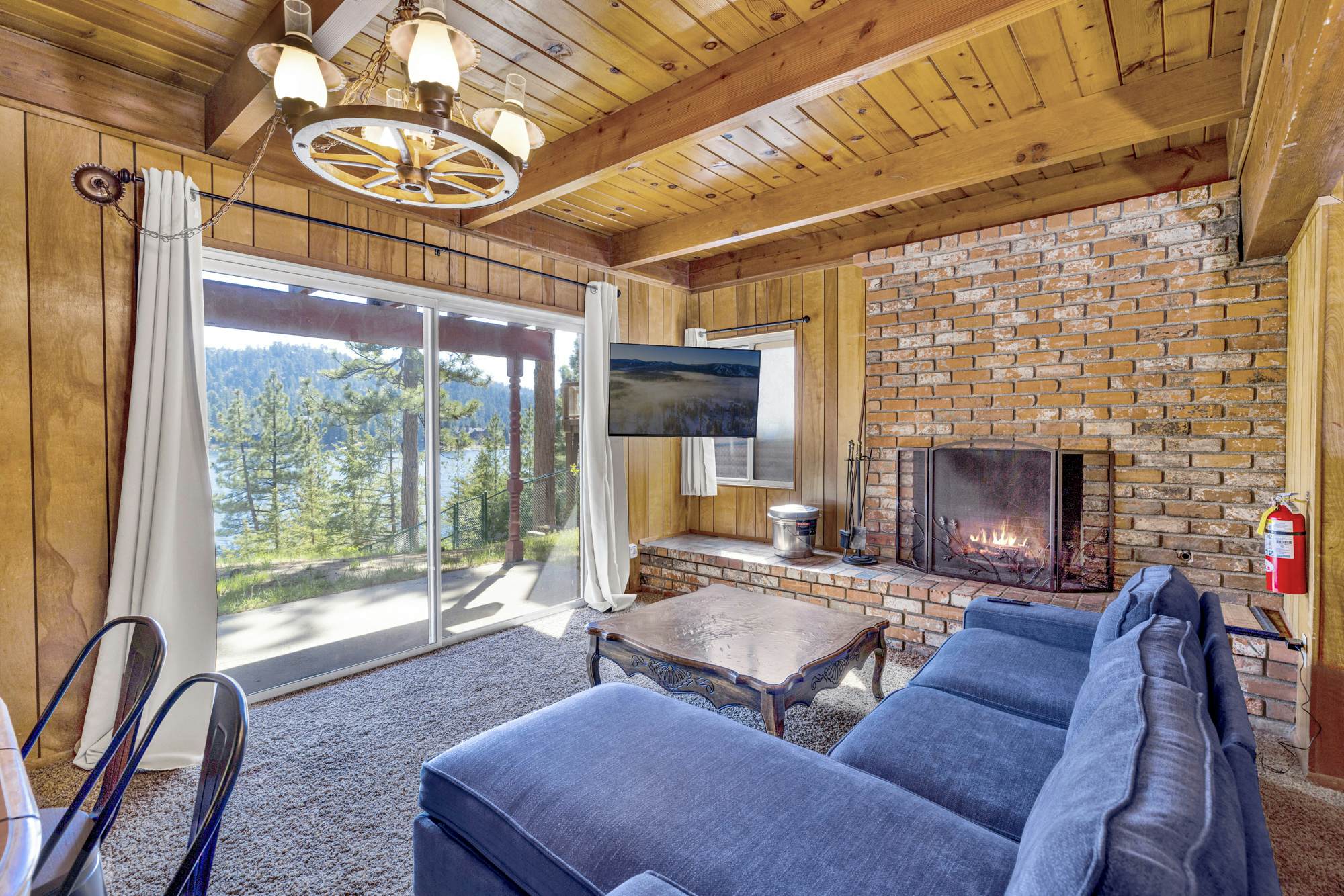 2470-Inspiration Point Retreat