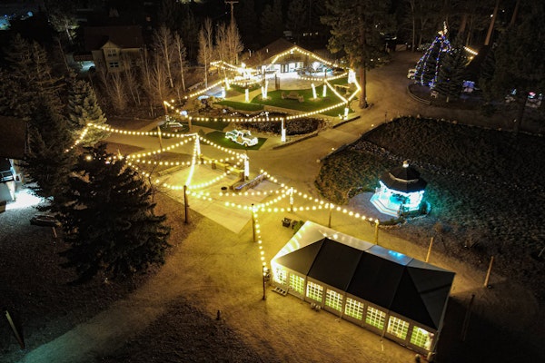 Shay Meadows Ranch & Resort: 13BR, 12BA Luxury Retreat on 5 Acres, Sleeps 56 with Pond & Gazebobo