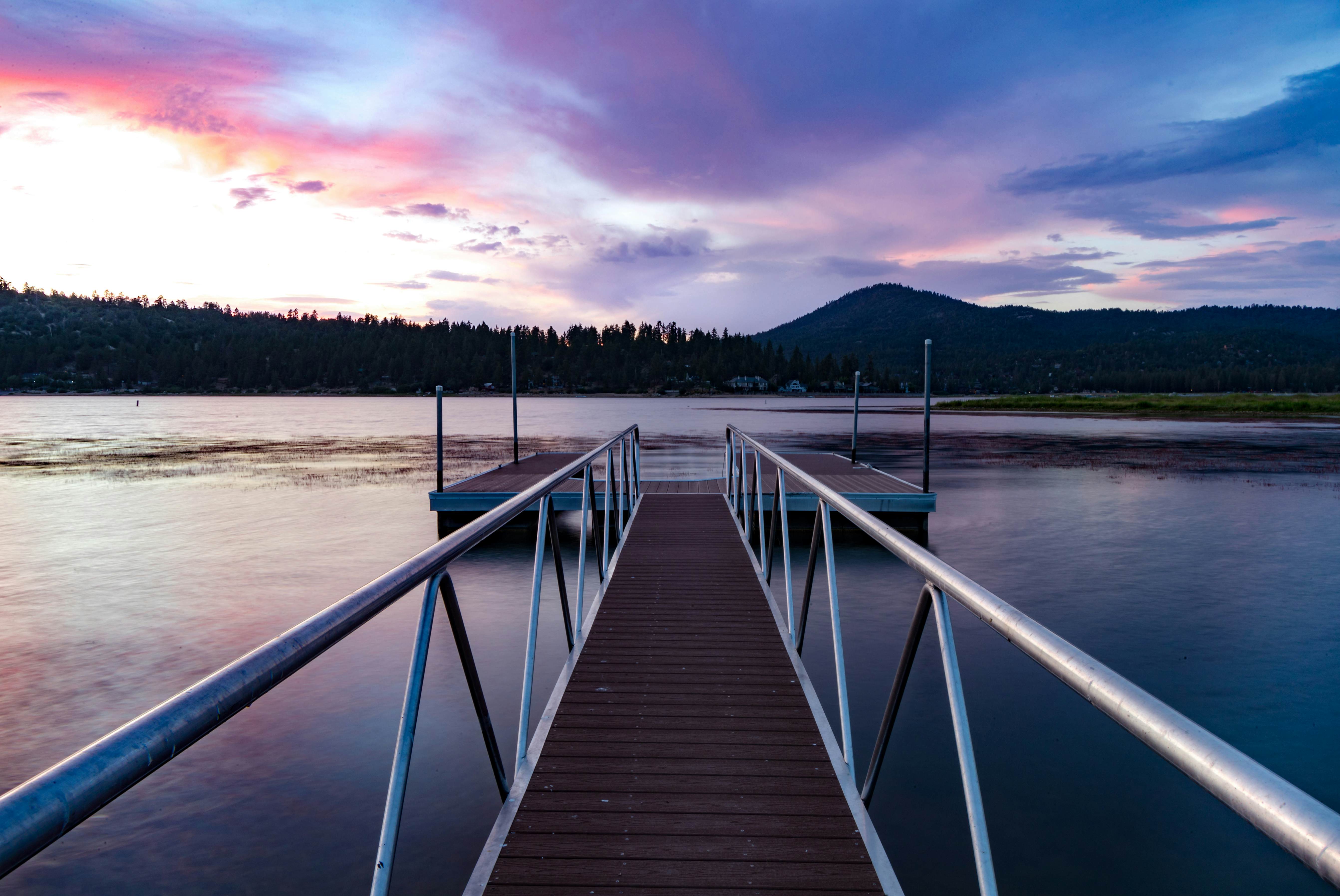 2485-Holmes Away From Home