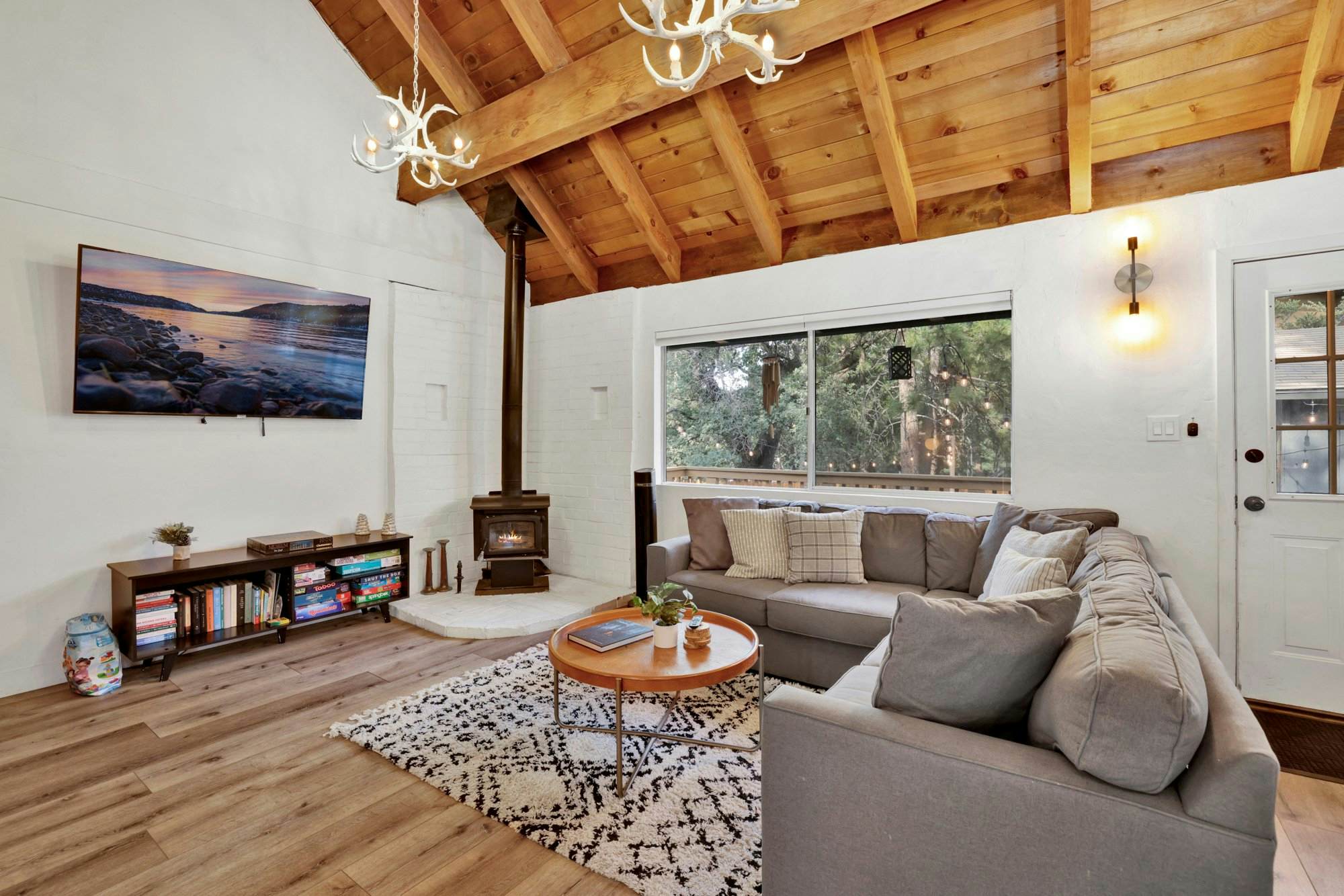 2488-Large Bear Lodge