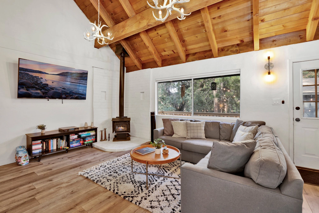 2488-Large Bear Lodge