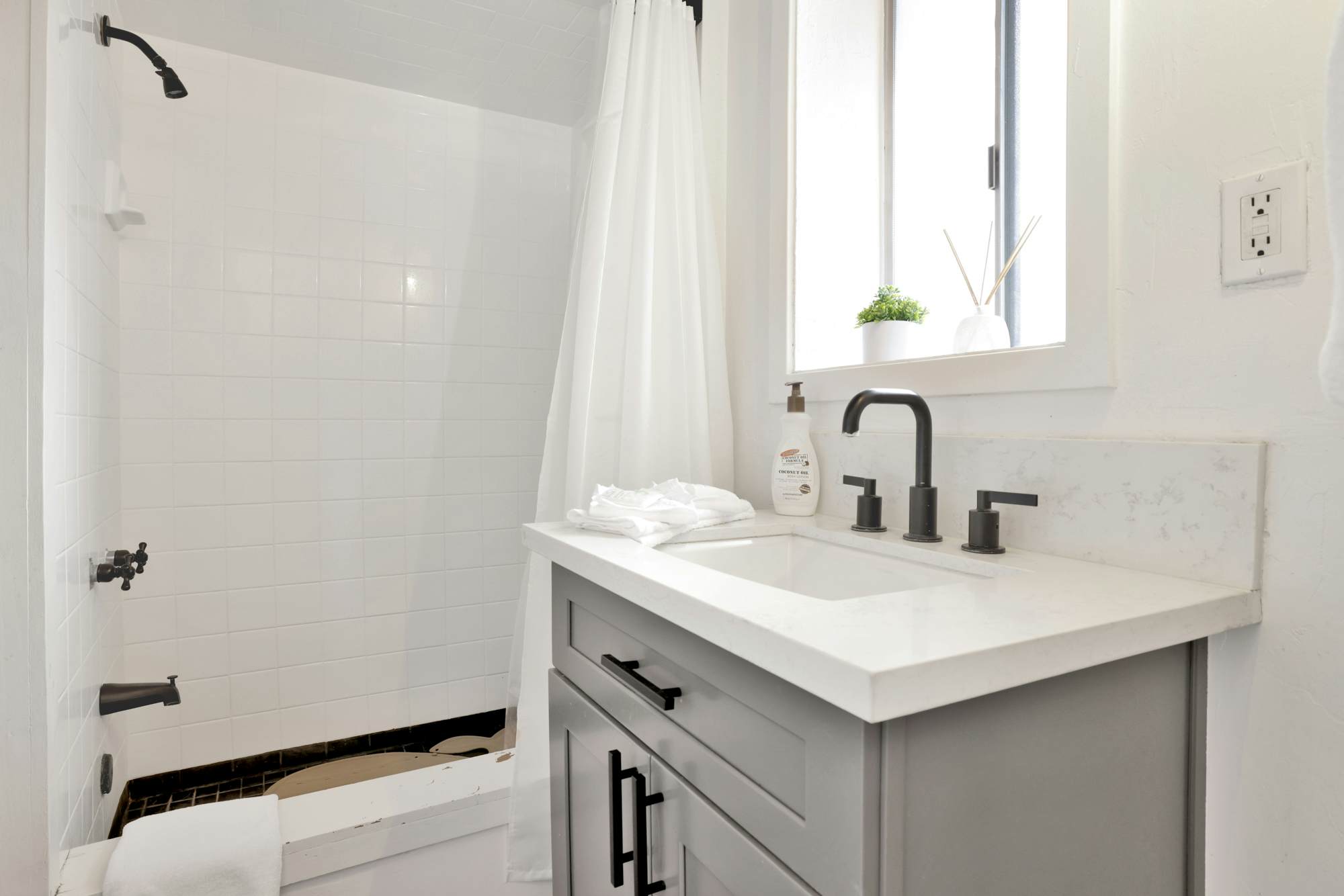 2488-Large Bear Lodge