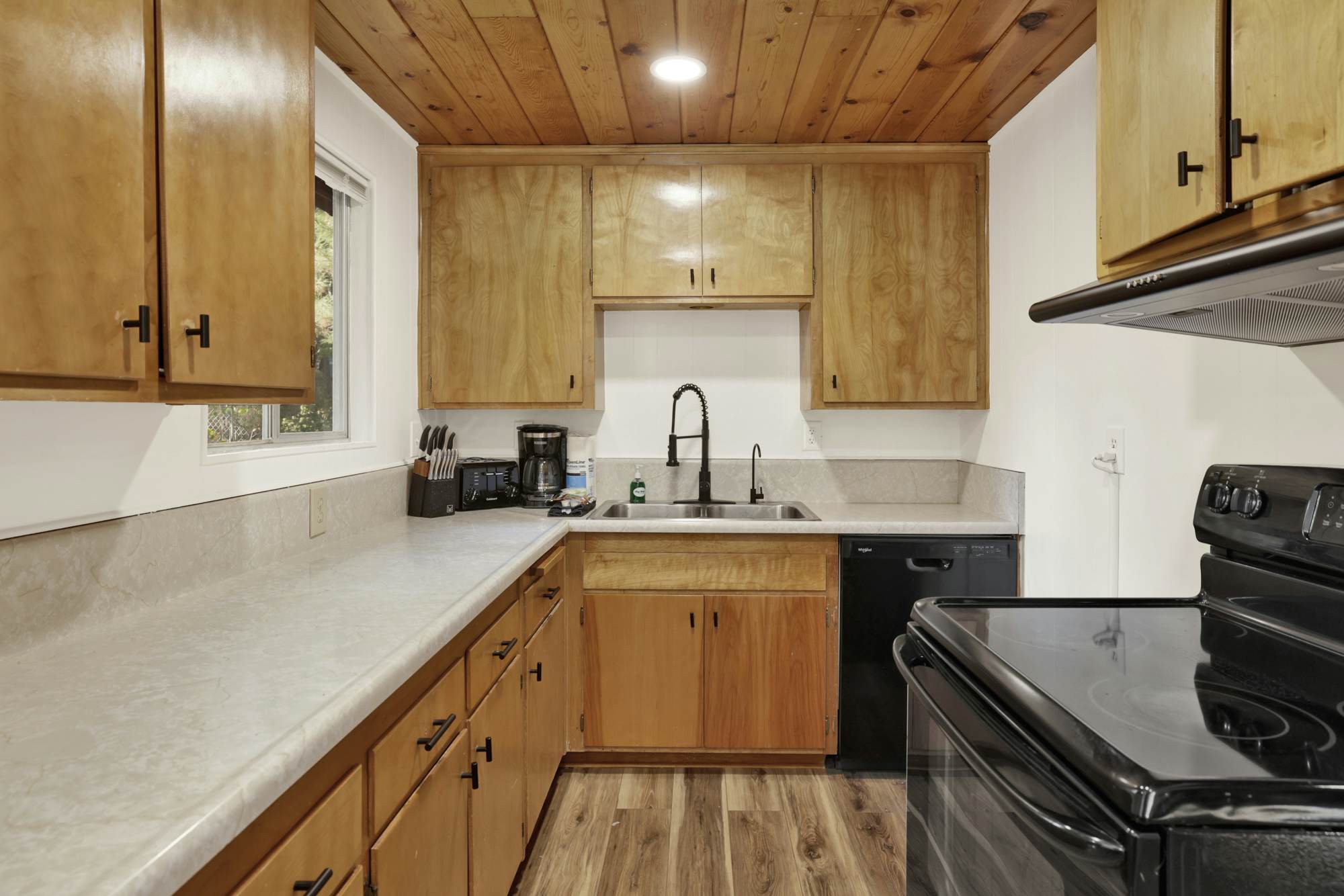 2492-Highland Oaks Retreat