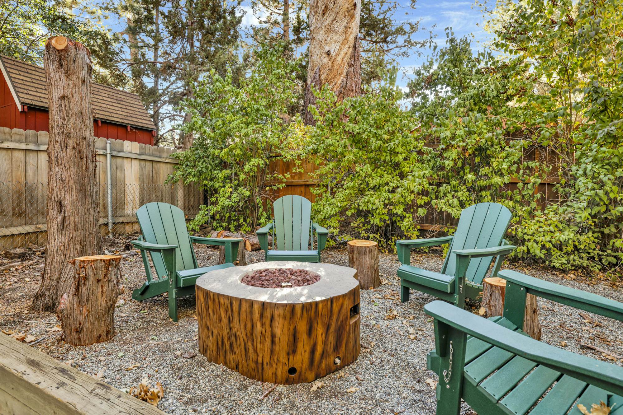 2492-Highland Oaks Retreat