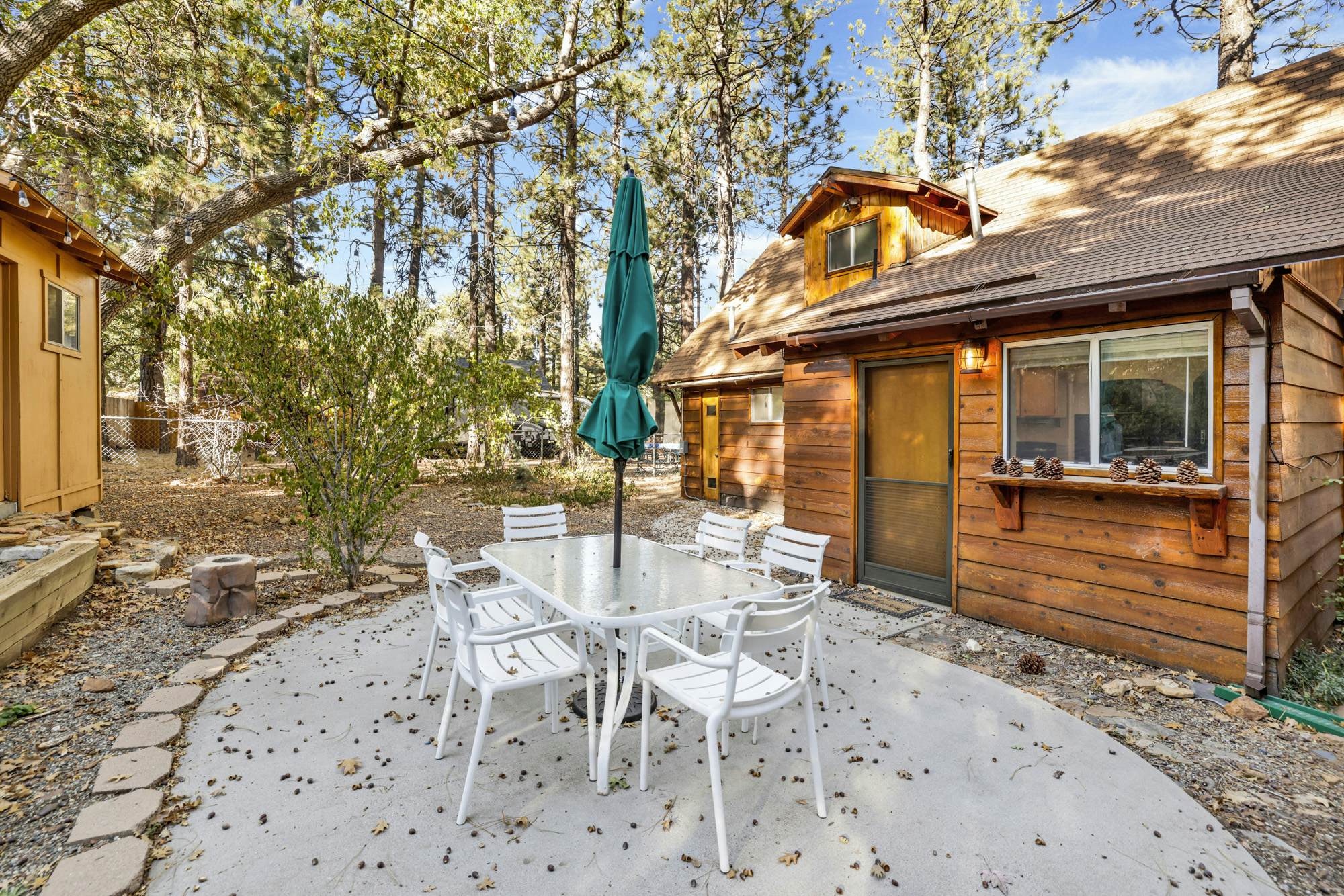 2492-Highland Oaks Retreat