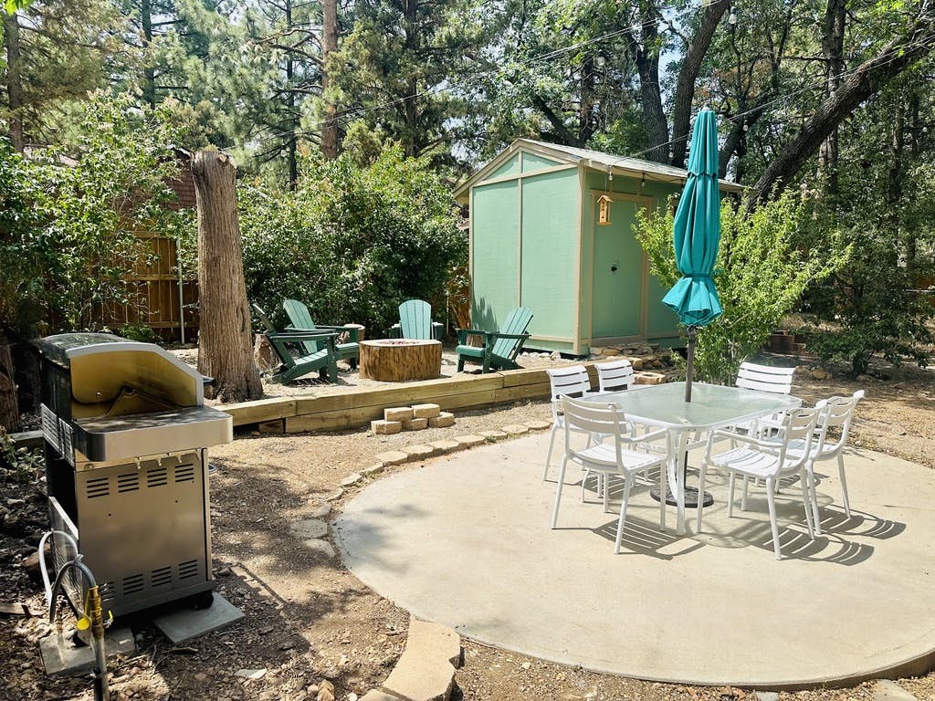 2492-Highland Oaks Retreat