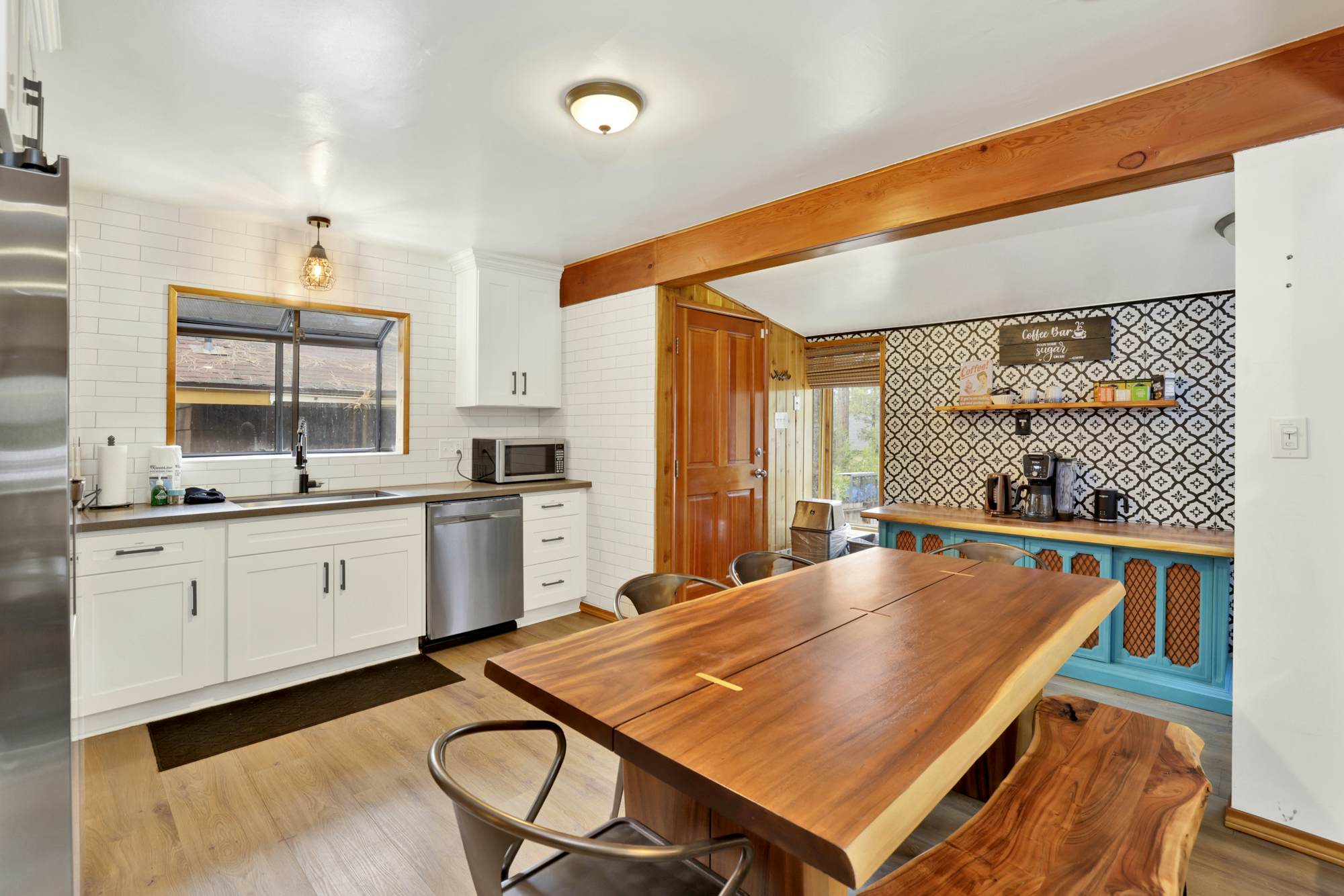 2493-Sugar Bear Pines