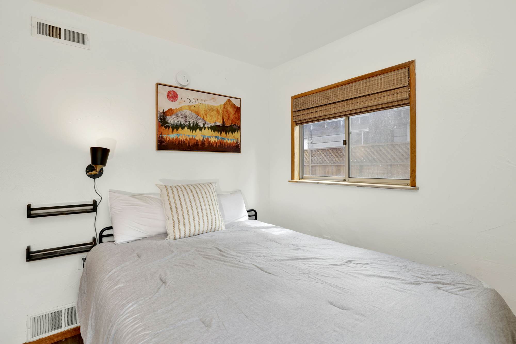 2493-Sugar Bear Pines