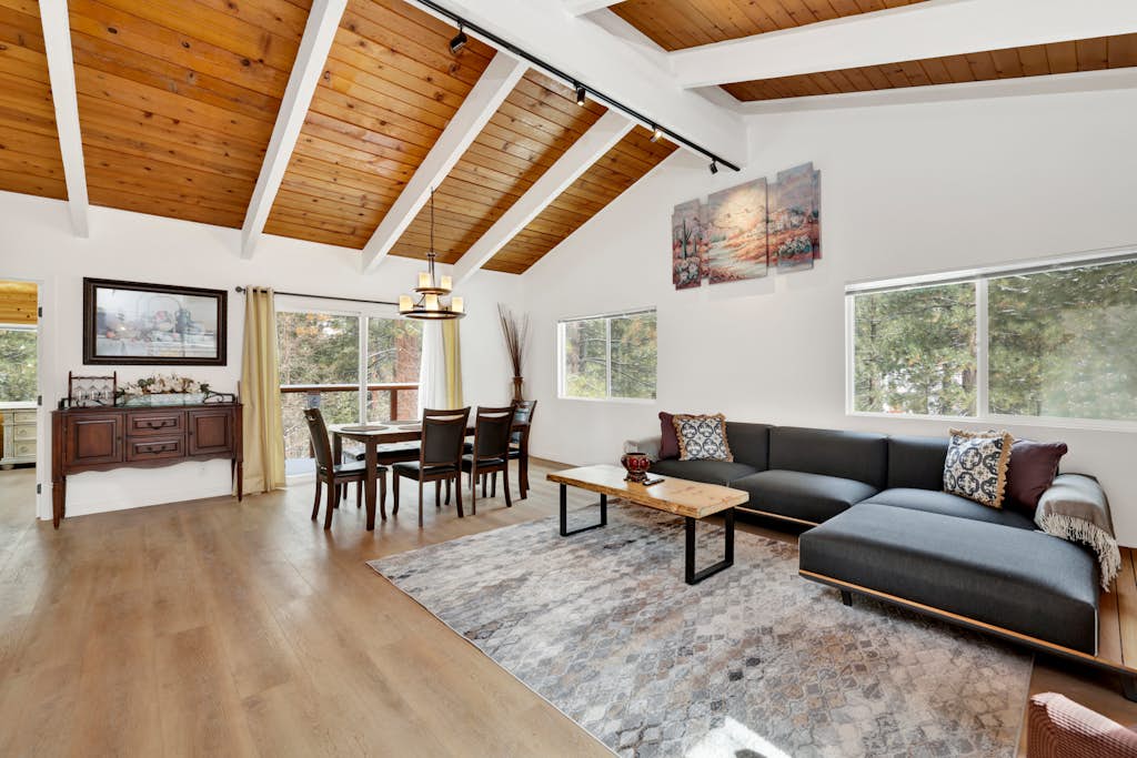 Sueños Azules- Fawnskin Retreat Cottage in Big Bear