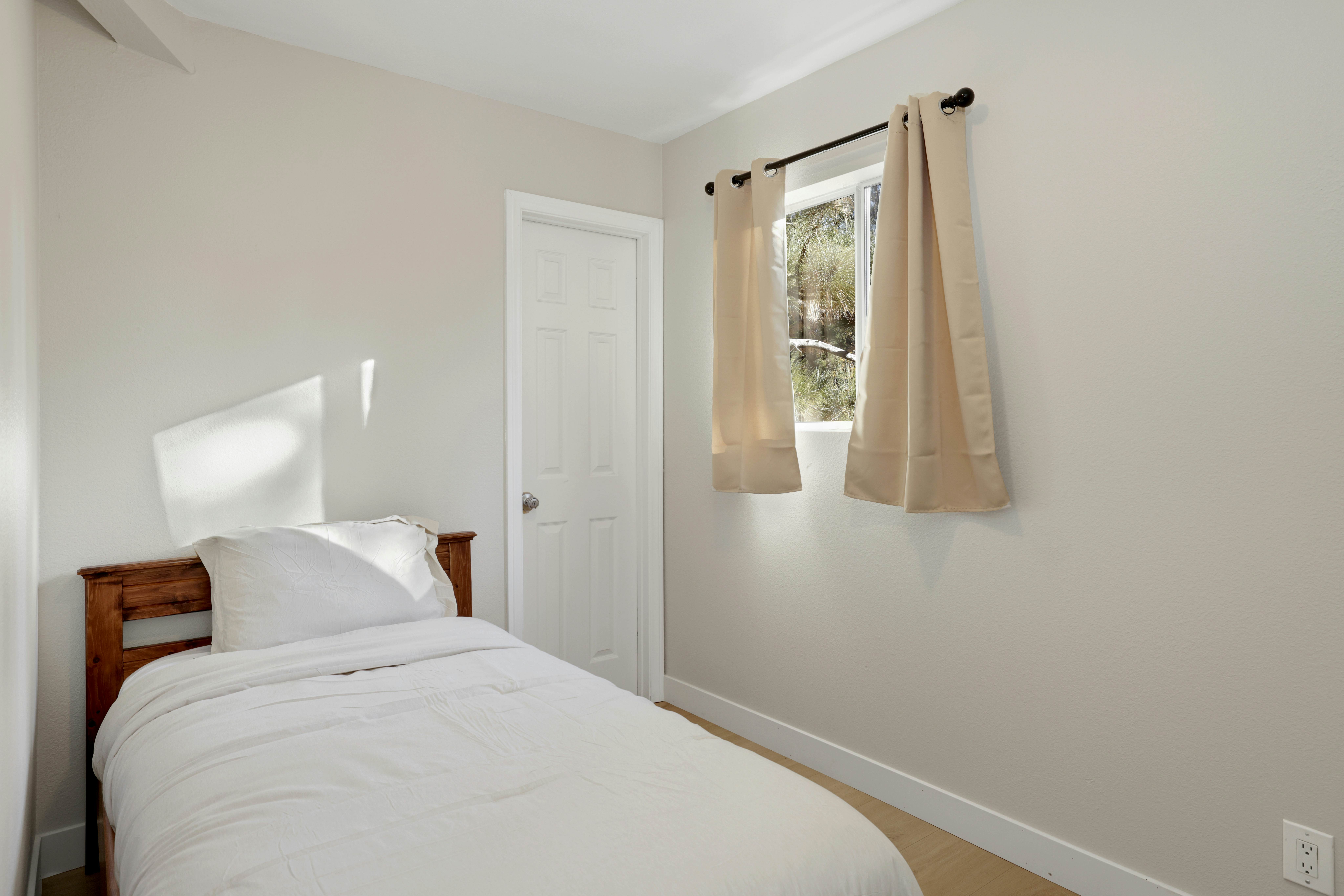 2507-Temple Bear Chalet