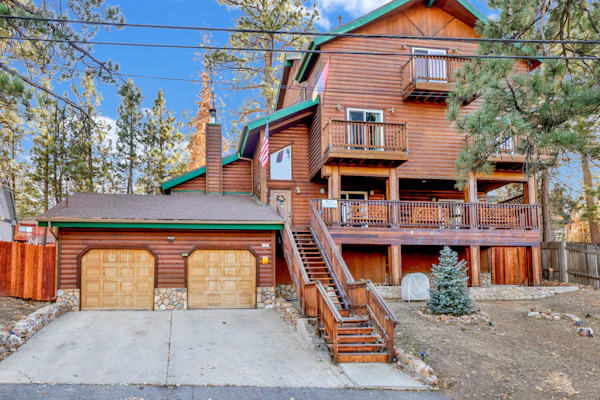 Temple Bear Chalet Big Bear- Hot Tub- Games - Village