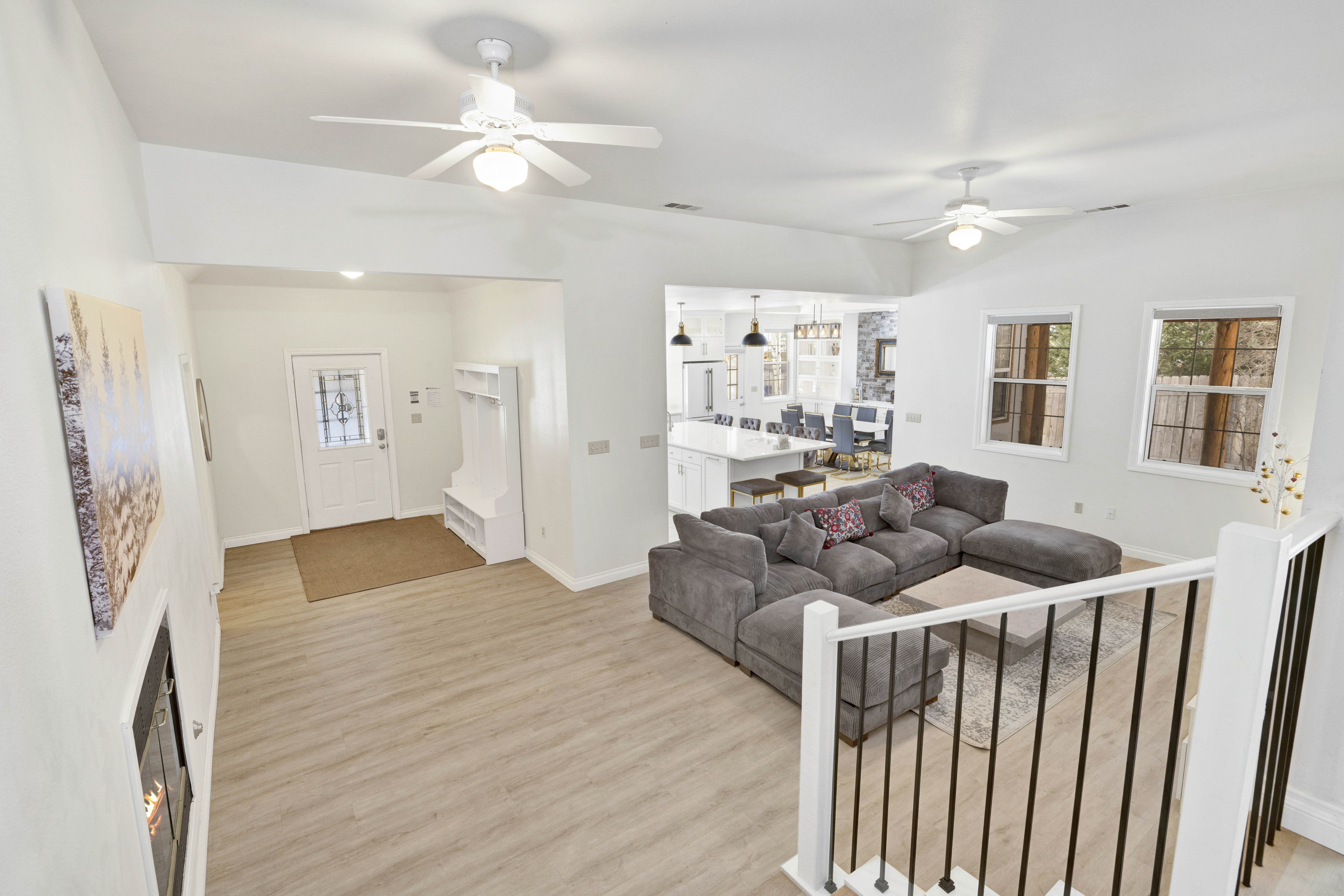 2524-Castlewood Retreat