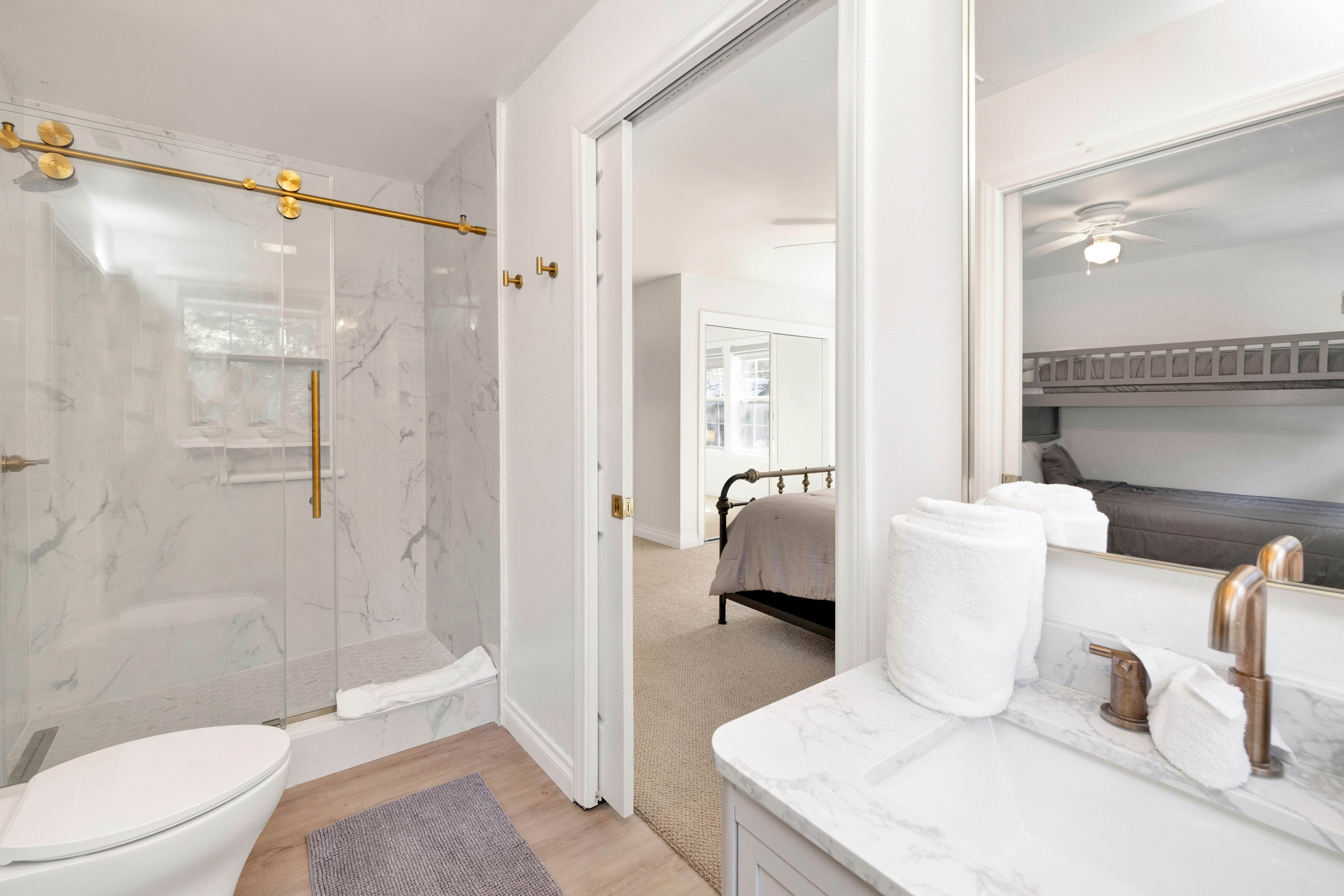 2524-Castlewood Retreat